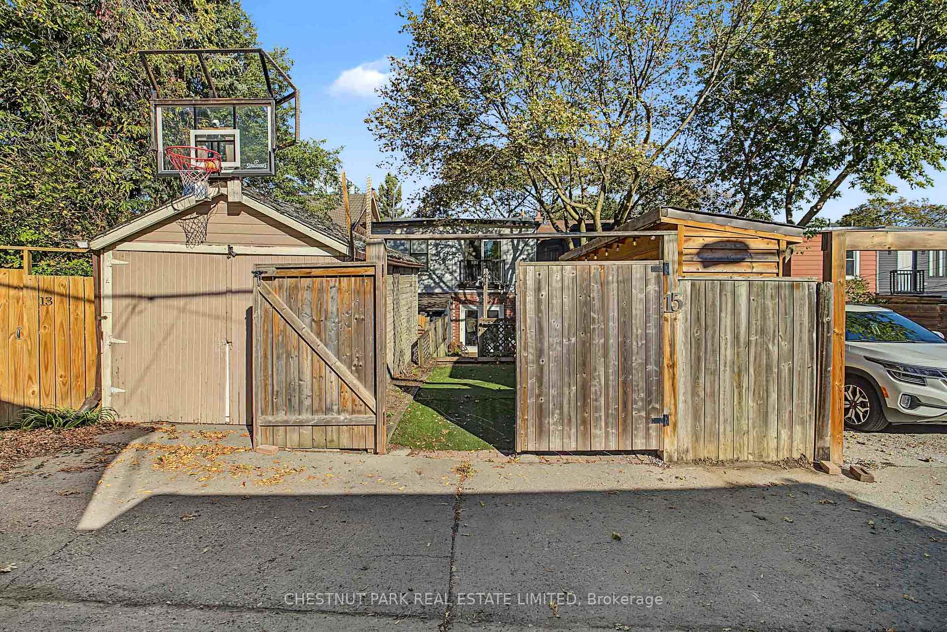 Photo 47 of 15 Millbrook Crescent, Toronto, North Riverdale — HOMEH