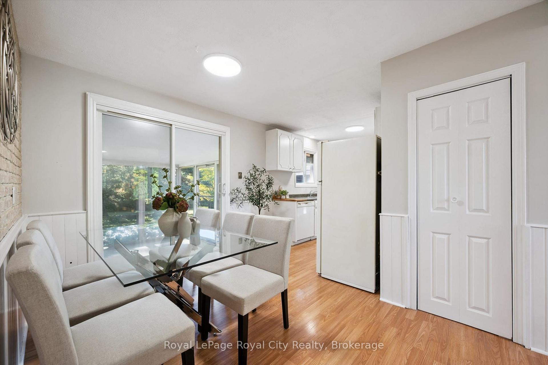 Photo 13 of 7065 Fife Road, Guelph, Willow West/Sugarbush/West Acres — HOMEH