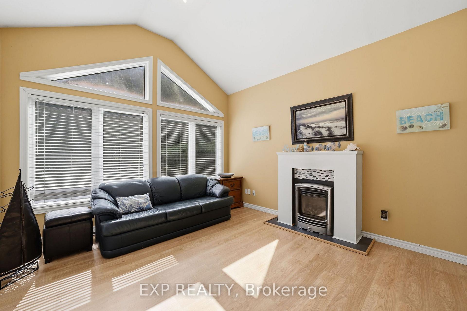 Photo 19 of 44 Juniper Crescent, Strathroy-Caradoc, SE — HOMEH