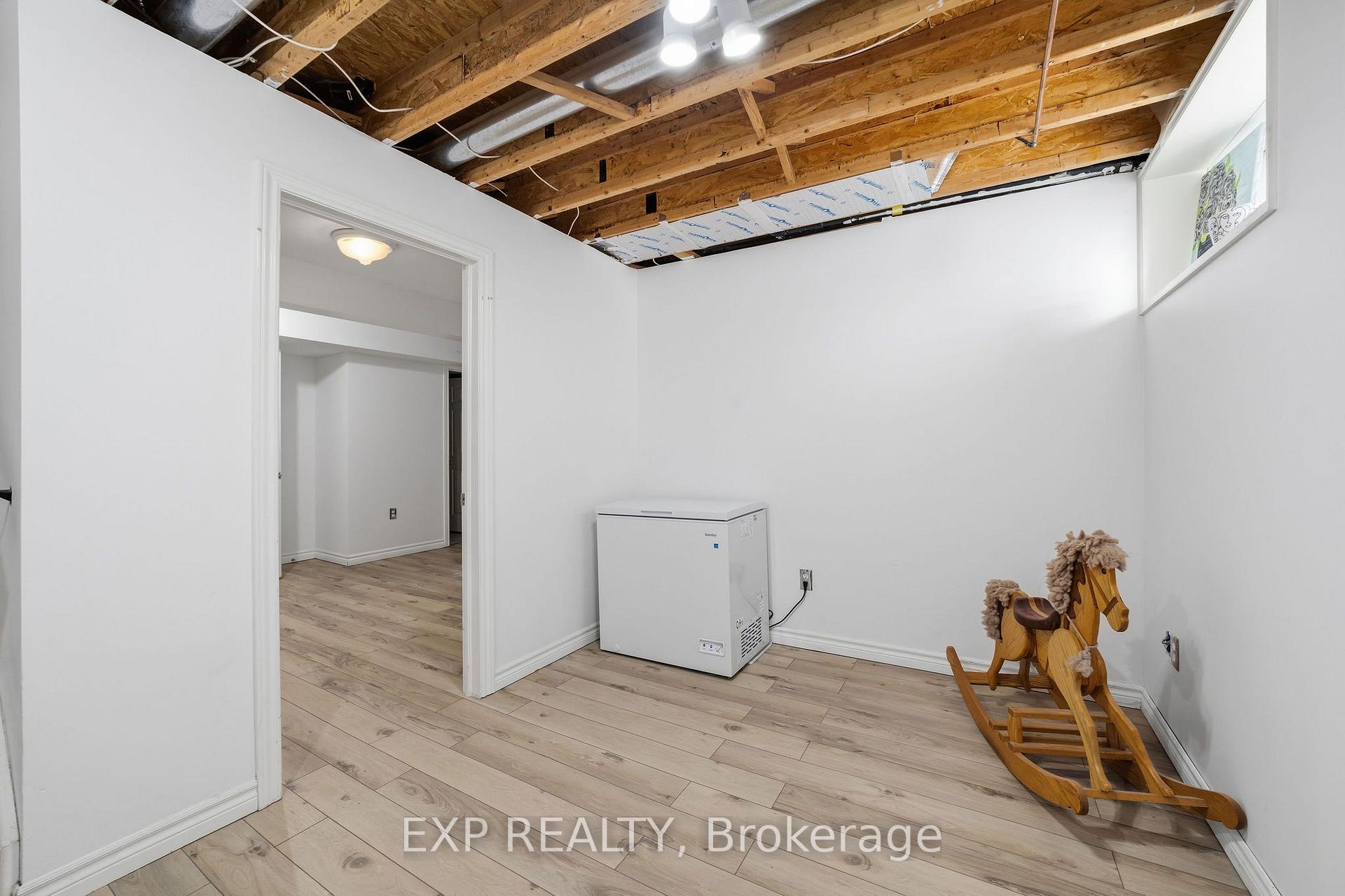Photo 25 of 44 Juniper Crescent, Strathroy-Caradoc, SE — HOMEH