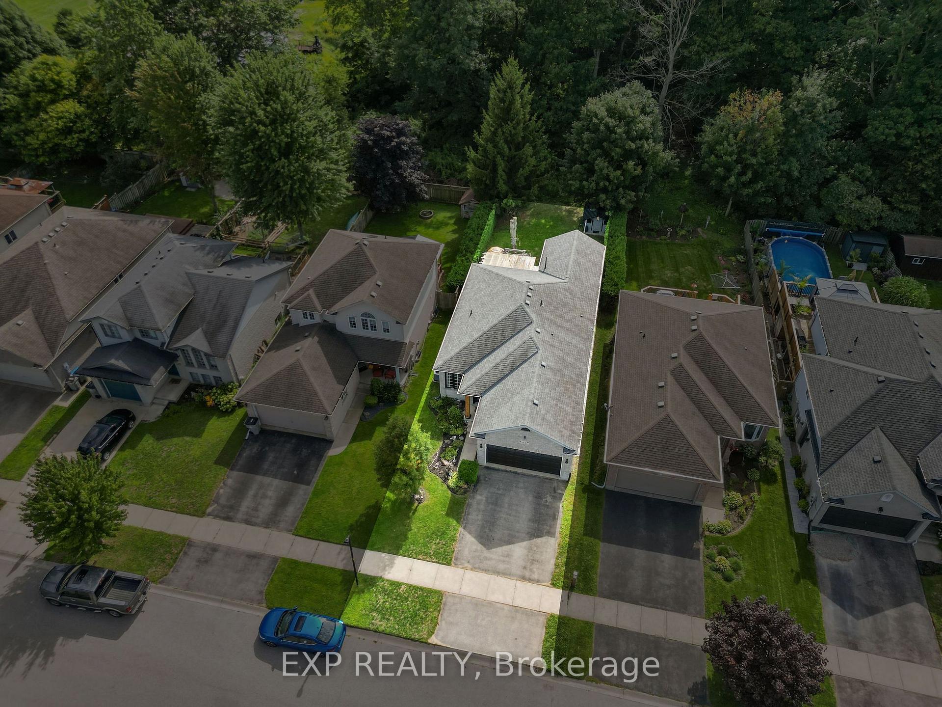 Photo 38 of 44 Juniper Crescent, Strathroy-Caradoc, SE — HOMEH