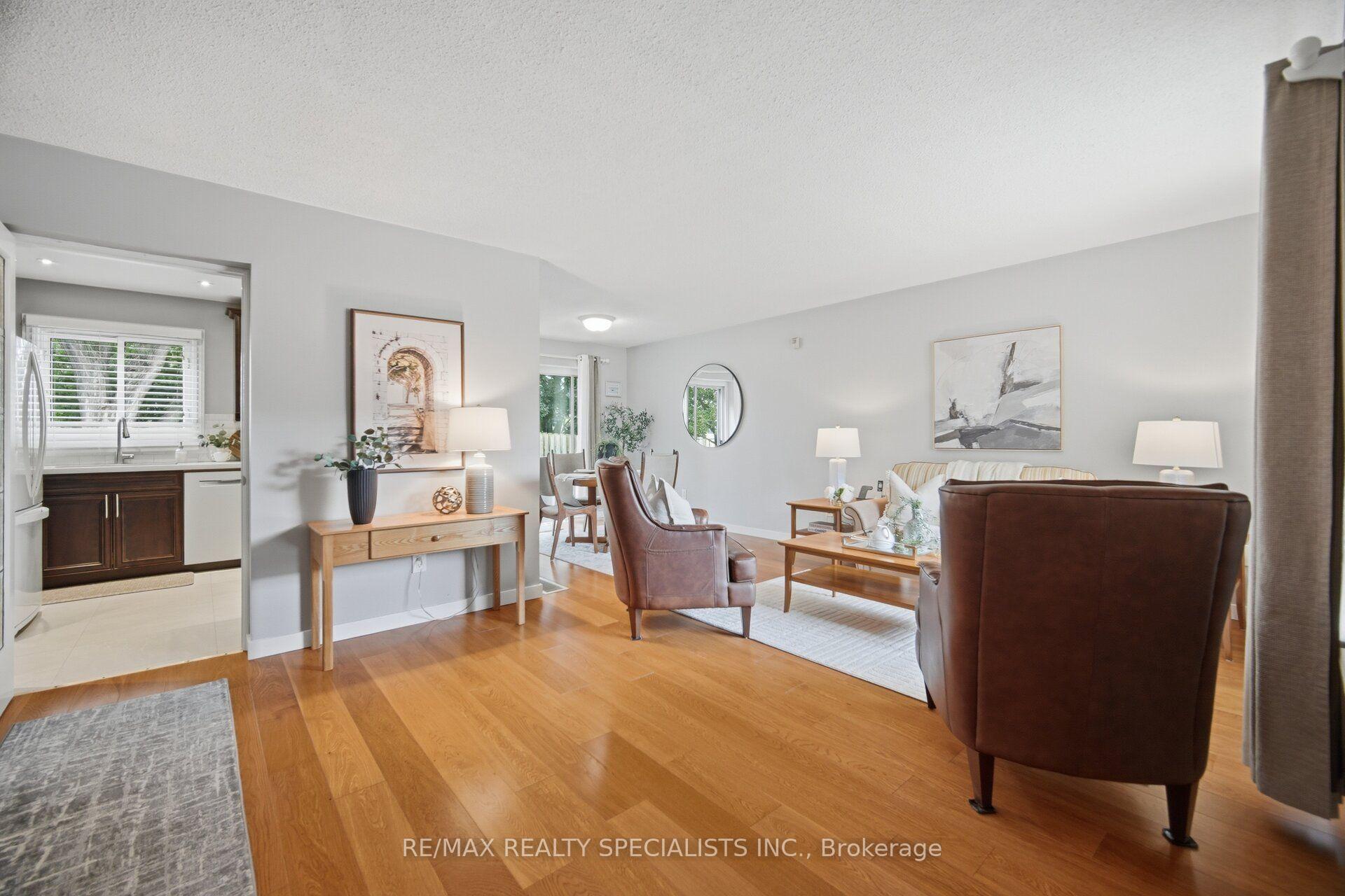 Photo 4 of 6851 Avila Road, Mississauga, Meadowvale — HOMEH