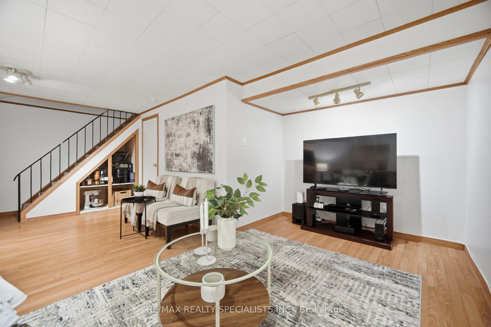 Photo 21 of 6851 Avila Road, Mississauga, Meadowvale — HOMEH