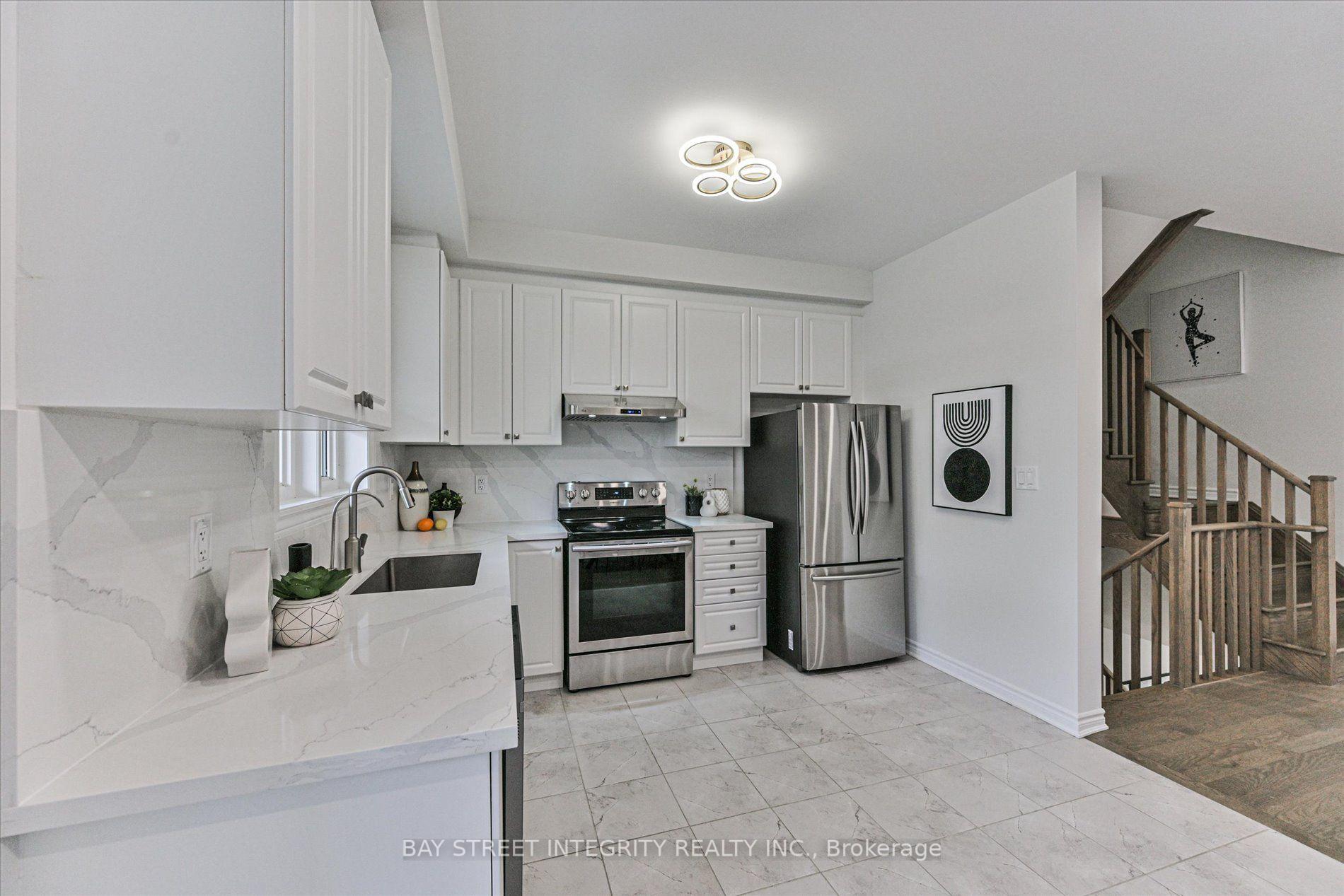 Photo 12 of 25 Chicago Lane, Markham, Wismer — HOMEH