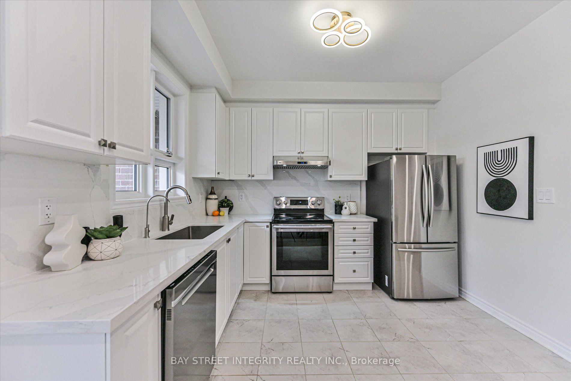 Photo 14 of 25 Chicago Lane, Markham, Wismer — HOMEH