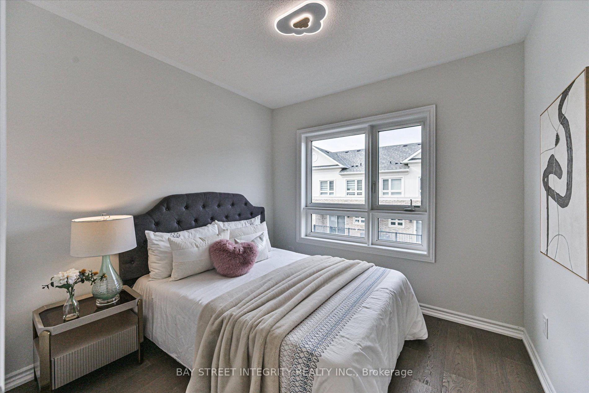 Photo 30 of 25 Chicago Lane, Markham, Wismer — HOMEH