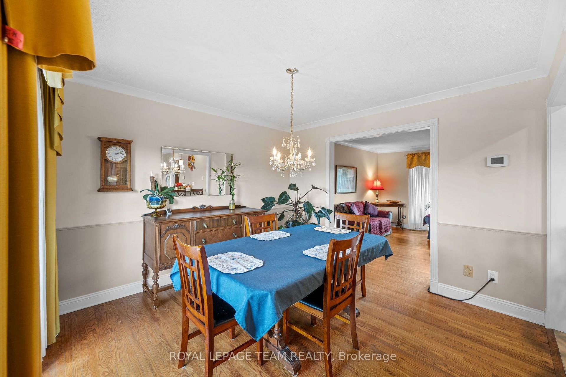 Photo 6 of 19 Parkland Crescent, Ottawa, Arlington Woods — HOMEH