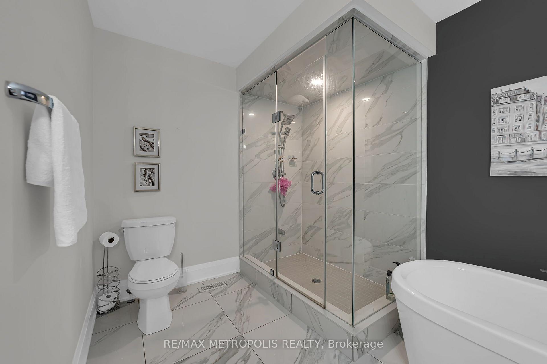 Photo 23 of 783 Green Street, Innisfil, Lefroy — HOMEH