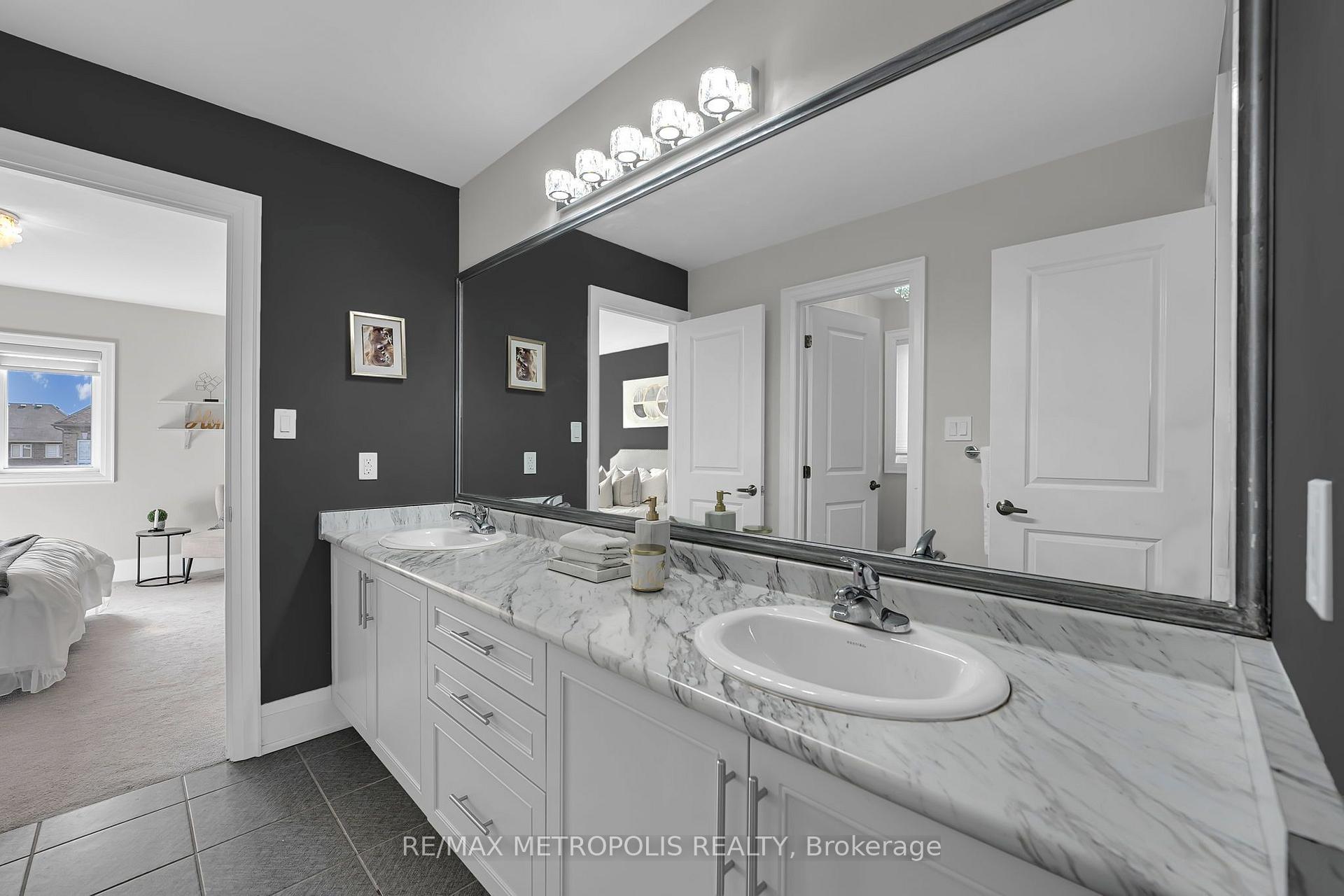 Photo 26 of 783 Green Street, Innisfil, Lefroy — HOMEH