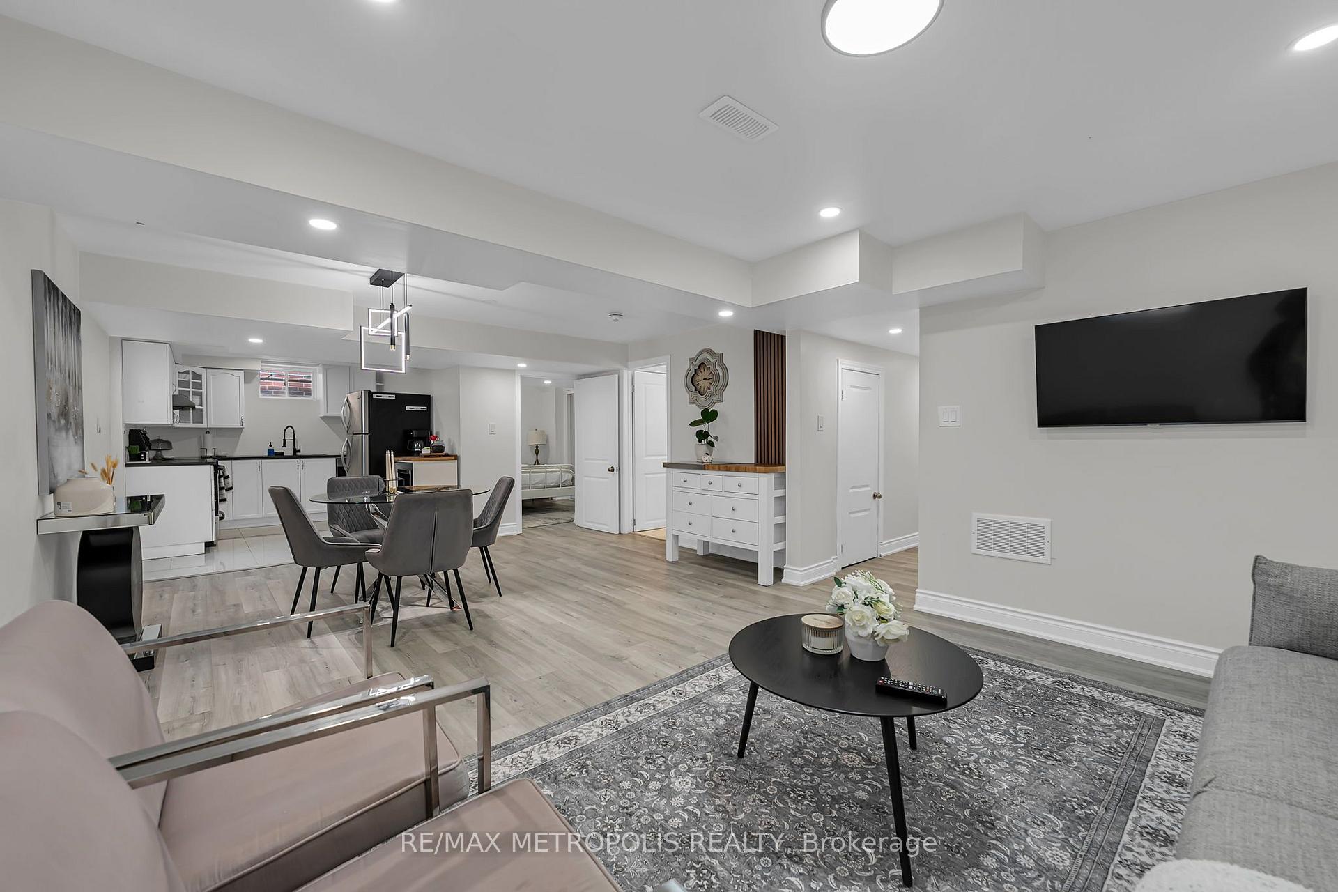 Photo 51 of 783 Green Street, Innisfil, Lefroy — HOMEH