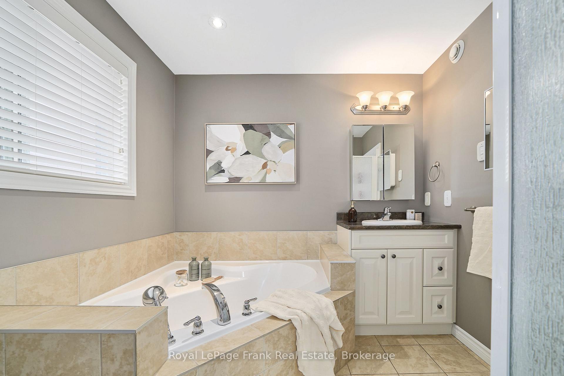 Photo 25 of 11 Fox Den Drive, Brighton — HOMEH