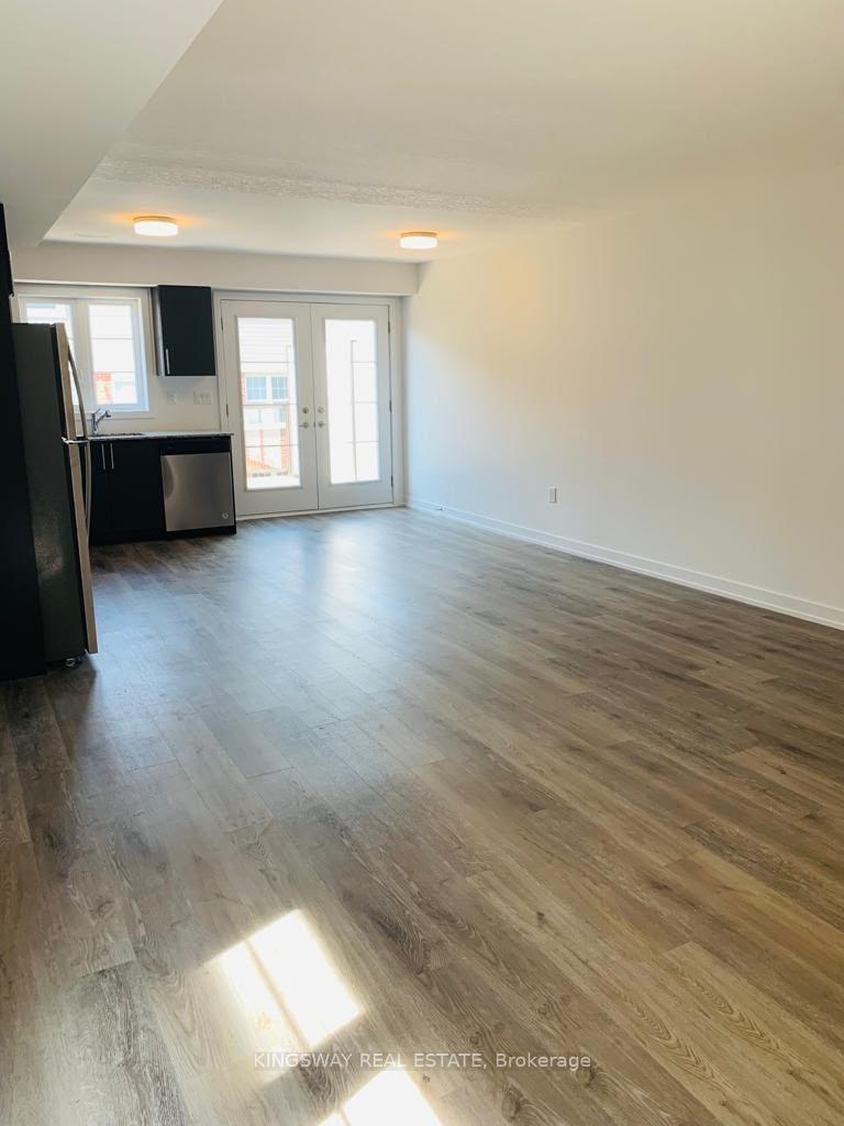 Photo 7 of Unit 31, 205 West Oak Trail, Kitchener, Rosenburg — HOMEH