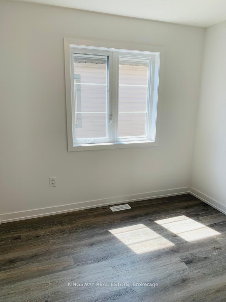 Photo 10 of Unit 31, 205 West Oak Trail, Kitchener, Rosenburg — HOMEH