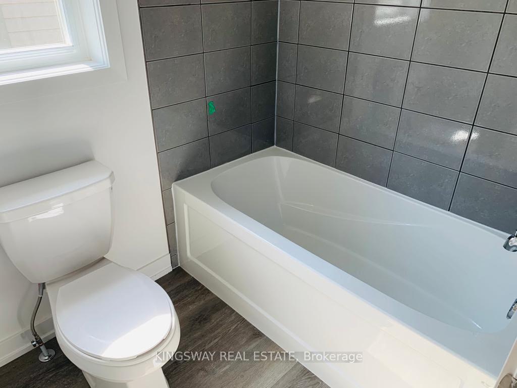 Photo 13 of Unit 31, 205 West Oak Trail, Kitchener, Rosenburg — HOMEH