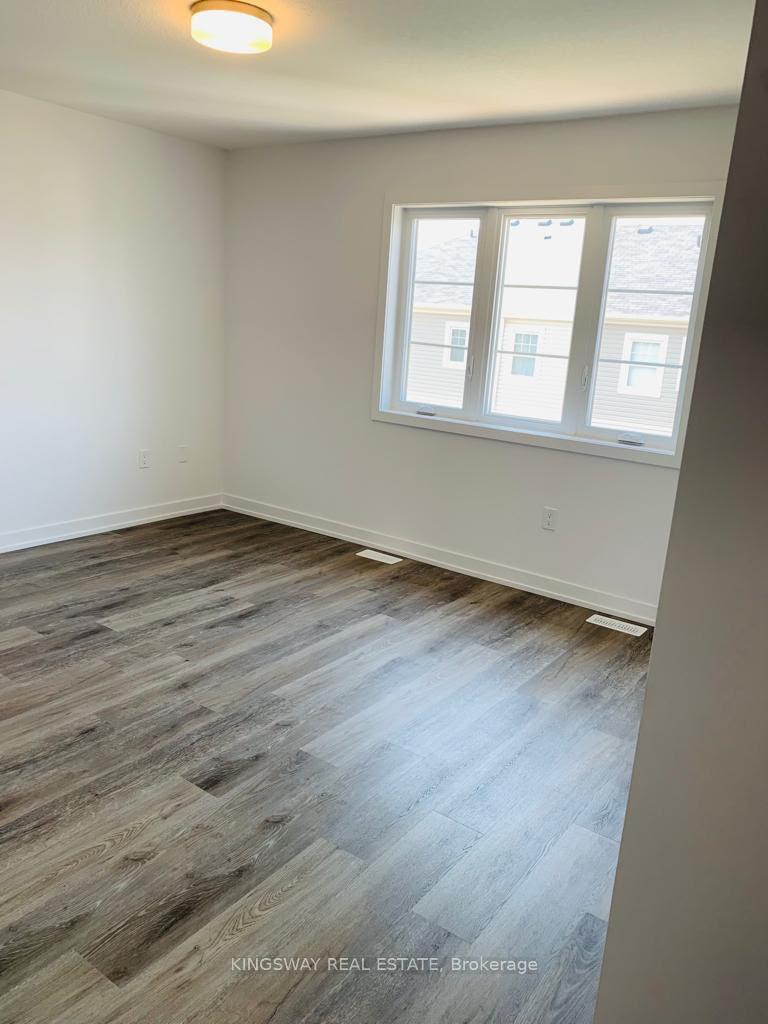 Photo 15 of Unit 31, 205 West Oak Trail, Kitchener, Rosenburg — HOMEH