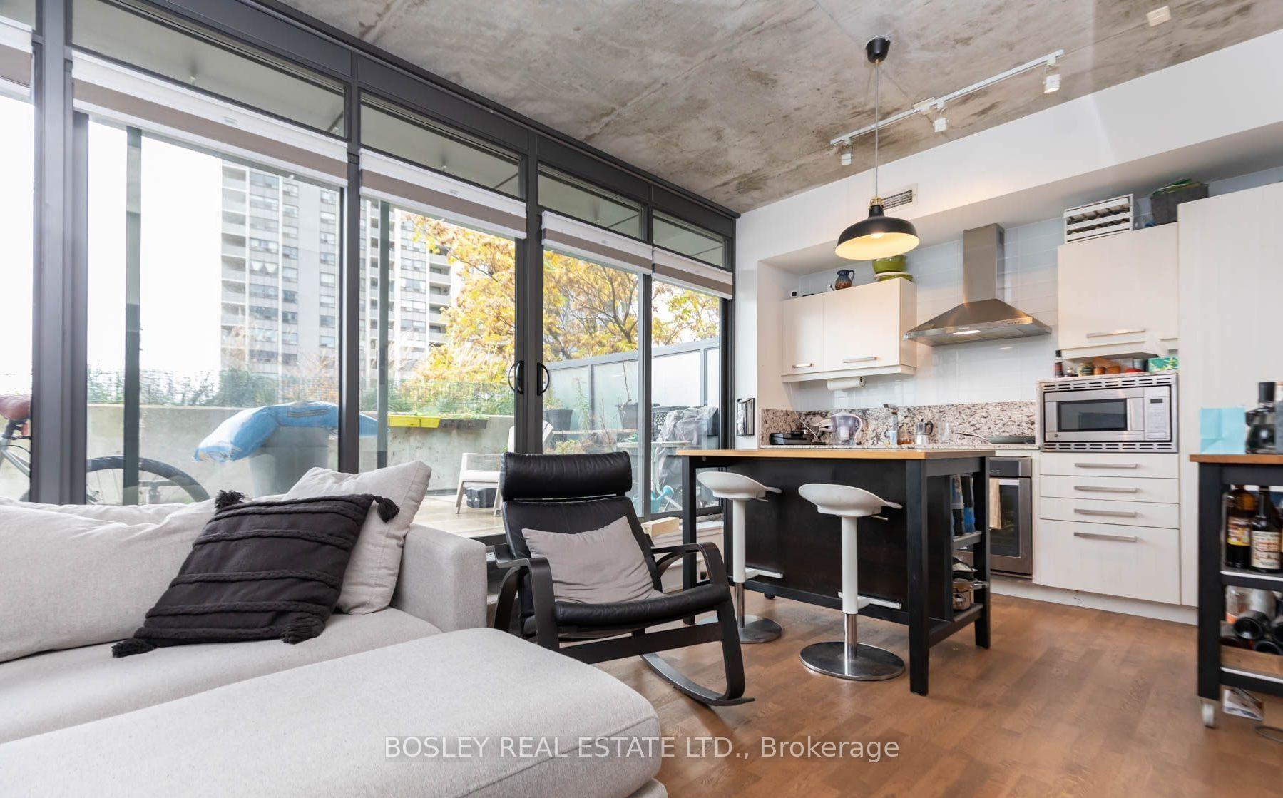Photo 10 of Unit 503, 15 Beverley Street, Toronto, Kensington-Chinatown — HOMEH