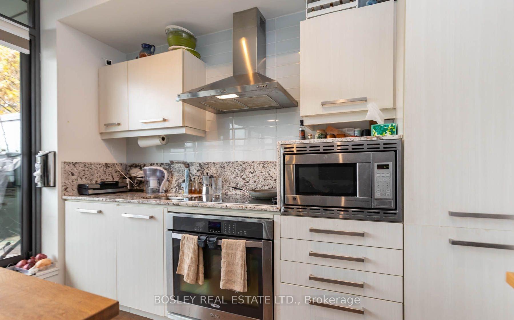 Photo 14 of Unit 503, 15 Beverley Street, Toronto, Kensington-Chinatown — HOMEH