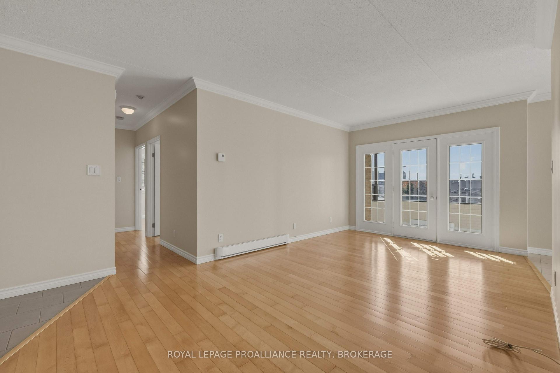 Photo 6 of Unit 301, 649 Davis Drive, Kingston, East Gardiners Rd — HOMEH
