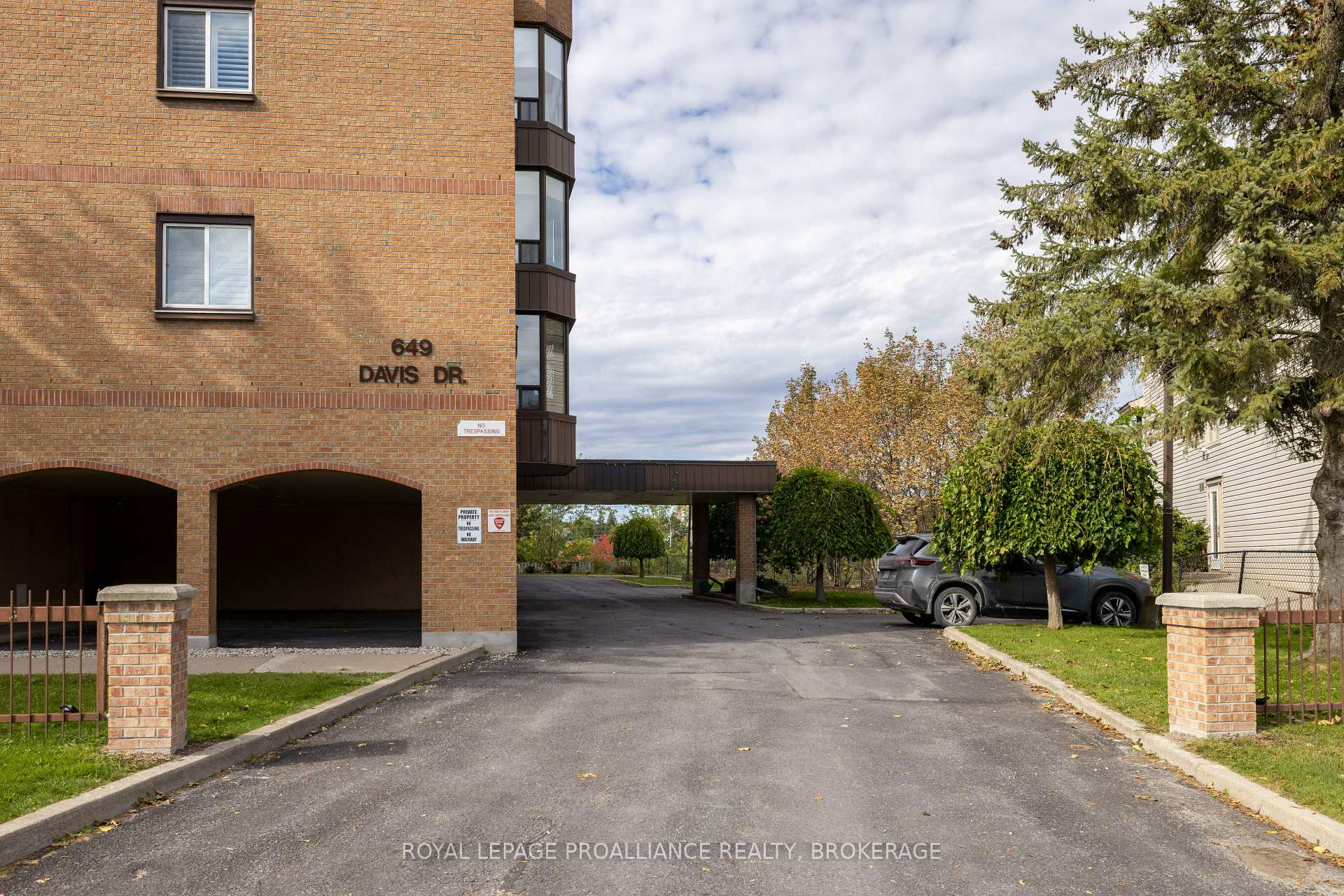 Photo 38 of Unit 301, 649 Davis Drive, Kingston, East Gardiners Rd — HOMEH