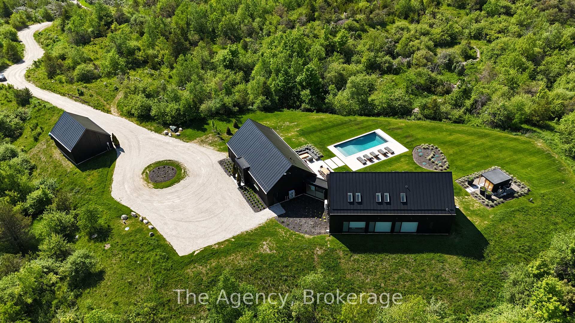 Photo 3 of 716555 1st Line E, Mulmur, Rural Mulmur — HOMEH