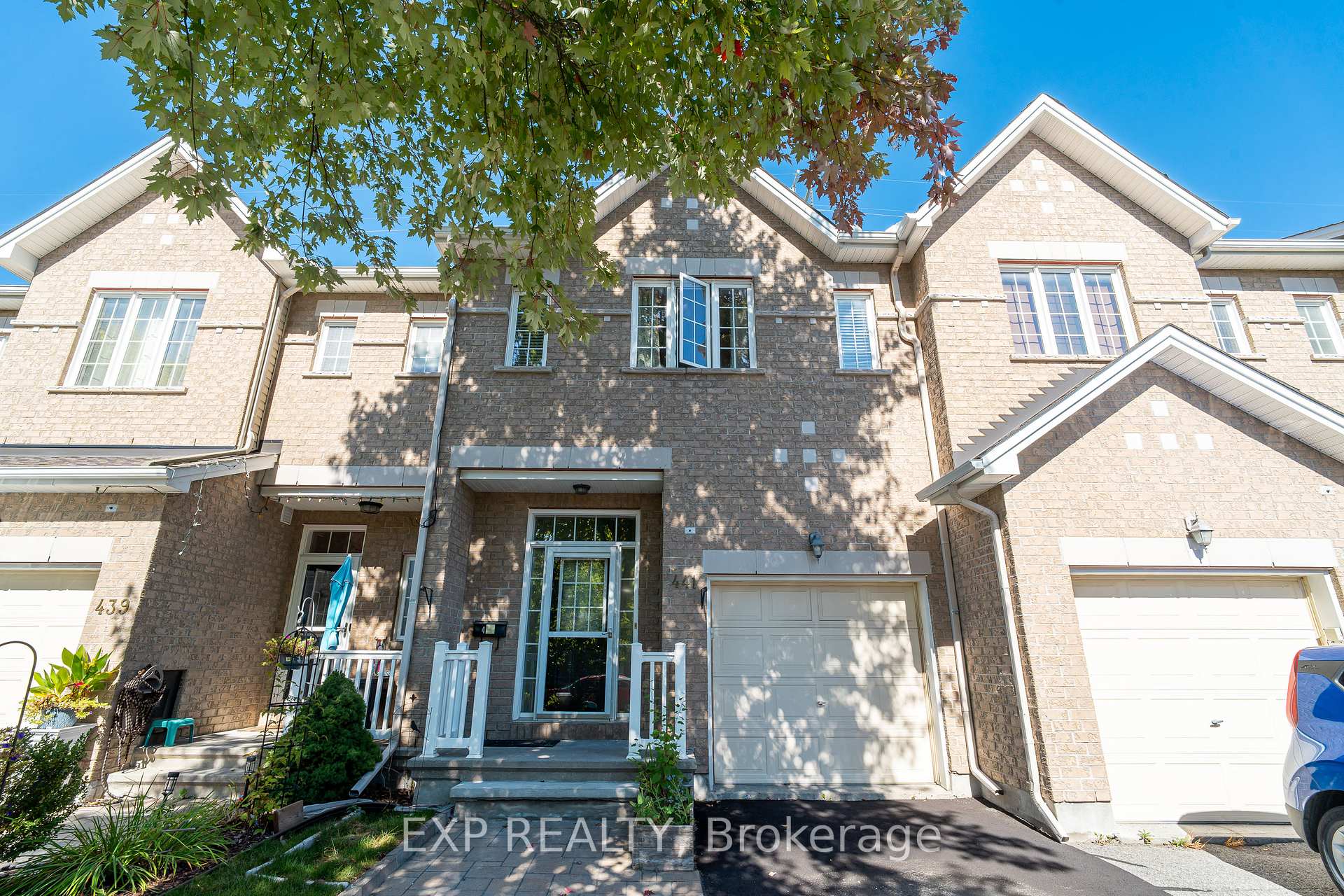 Photo 3 of 441 Foxhall Way, Ottawa, Kanata - Bridlewood — HOMEH