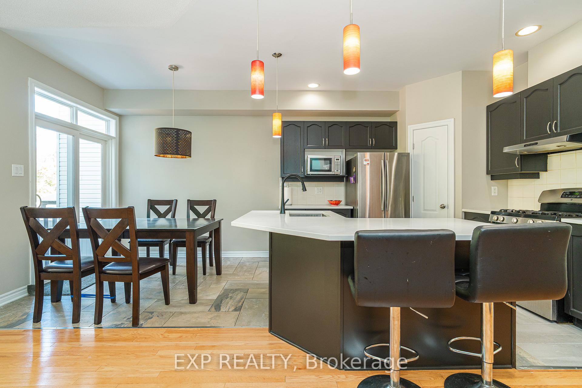 Photo 8 of 441 Foxhall Way, Ottawa, Kanata - Bridlewood — HOMEH