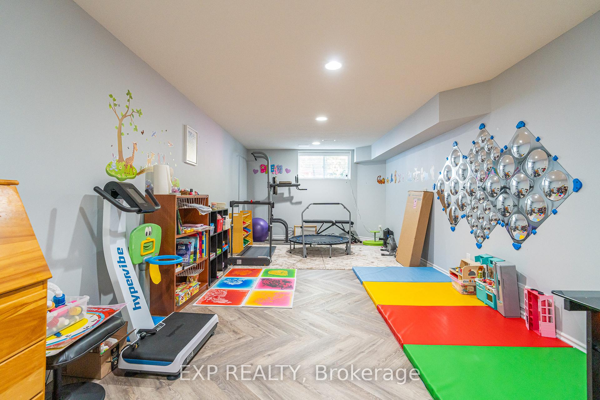 Photo 22 of 441 Foxhall Way, Ottawa, Kanata - Bridlewood — HOMEH