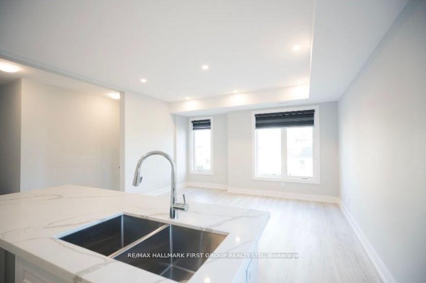 Photo 10 of Unit 3, 182 Prince Street, Oshawa, O'Neill — HOMEH