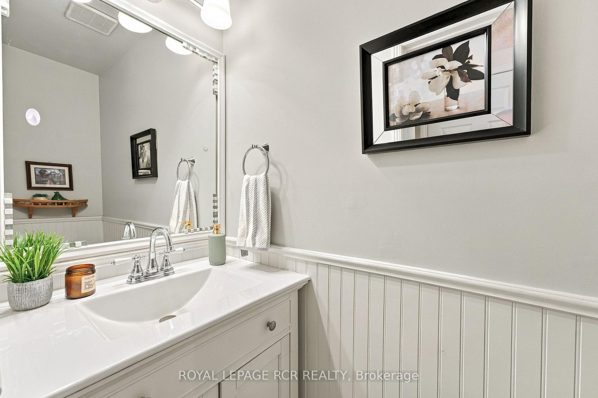 Photo 12 of 707 Caradonna Crescent, Newmarket, Armitage — HOMEH