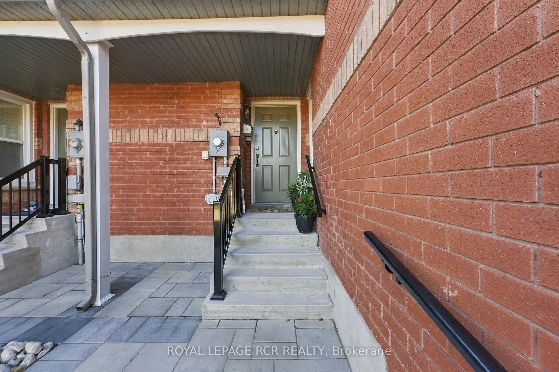 Photo 35 of 707 Caradonna Crescent, Newmarket, Armitage — HOMEH