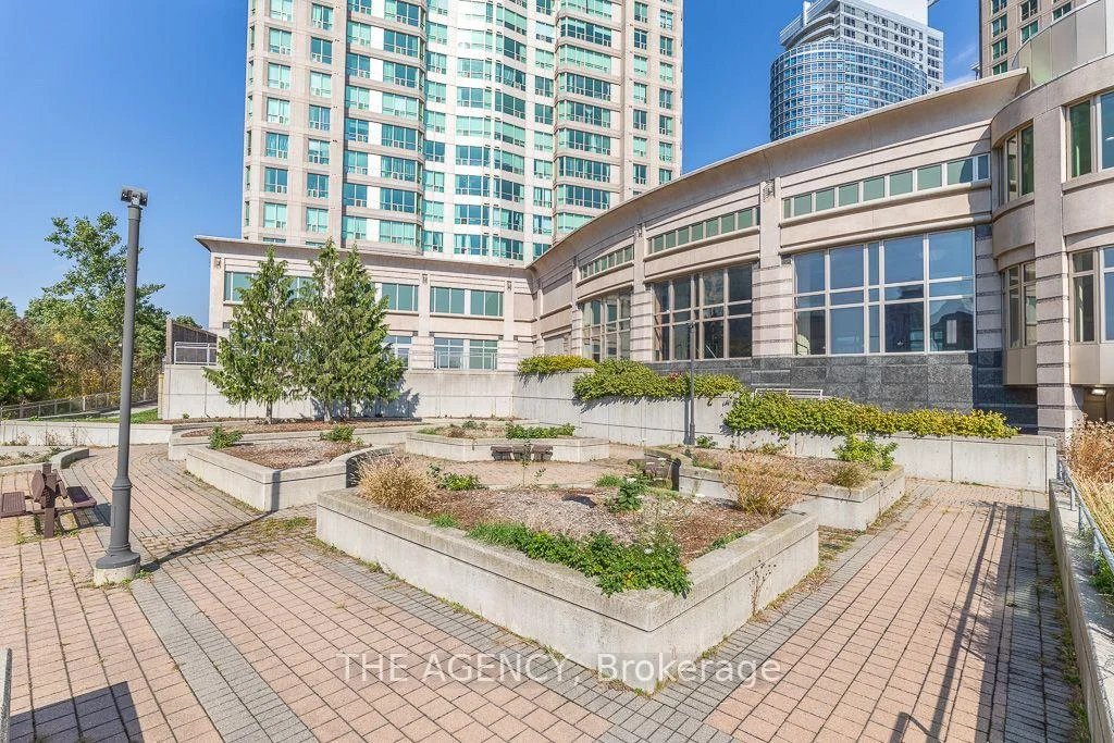 Photo of Unit 903, 18 Lee Centre Drive