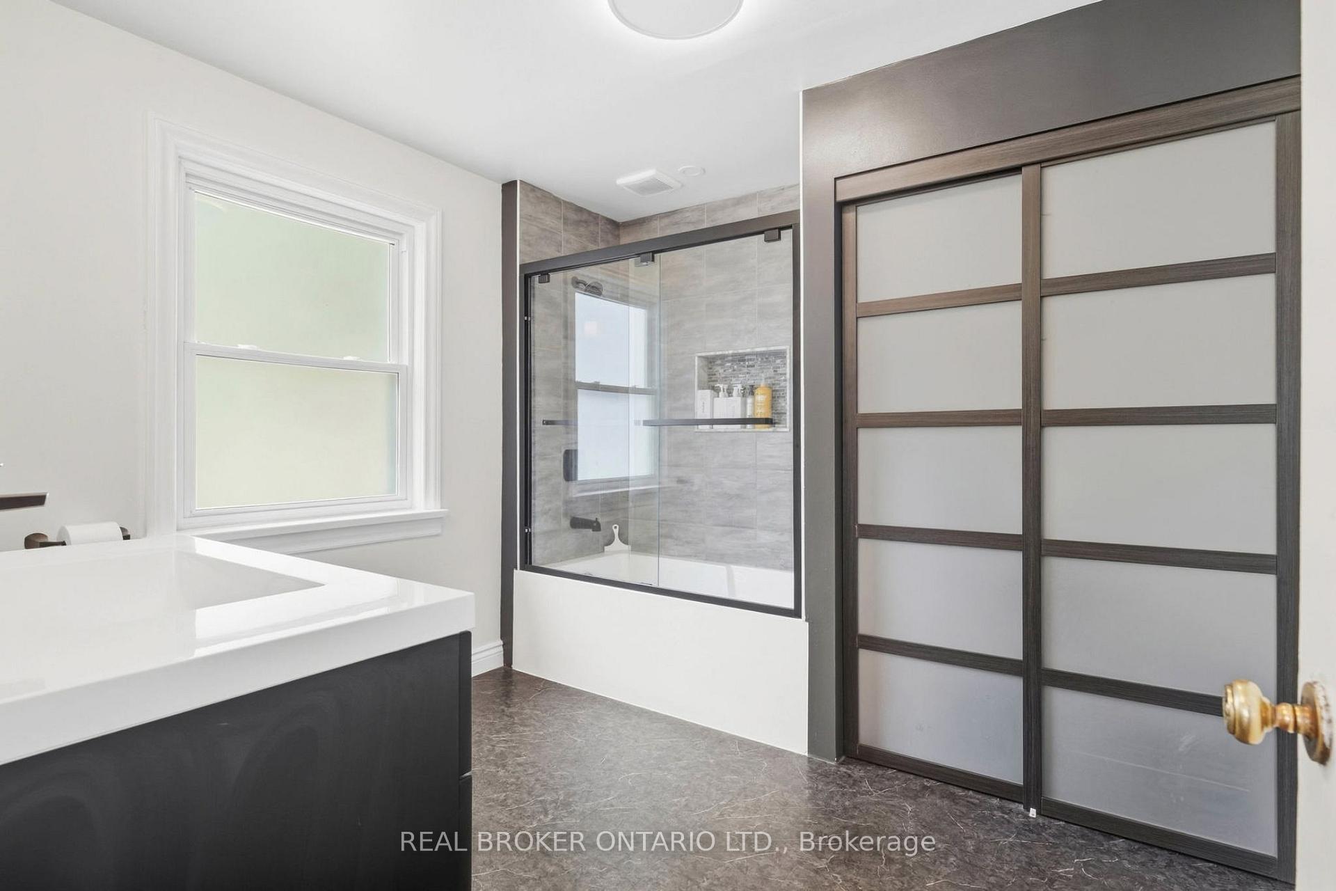 Photo 20 of 363 Lawrence Avenue, Kitchener, Cherry Hill — HOMEH