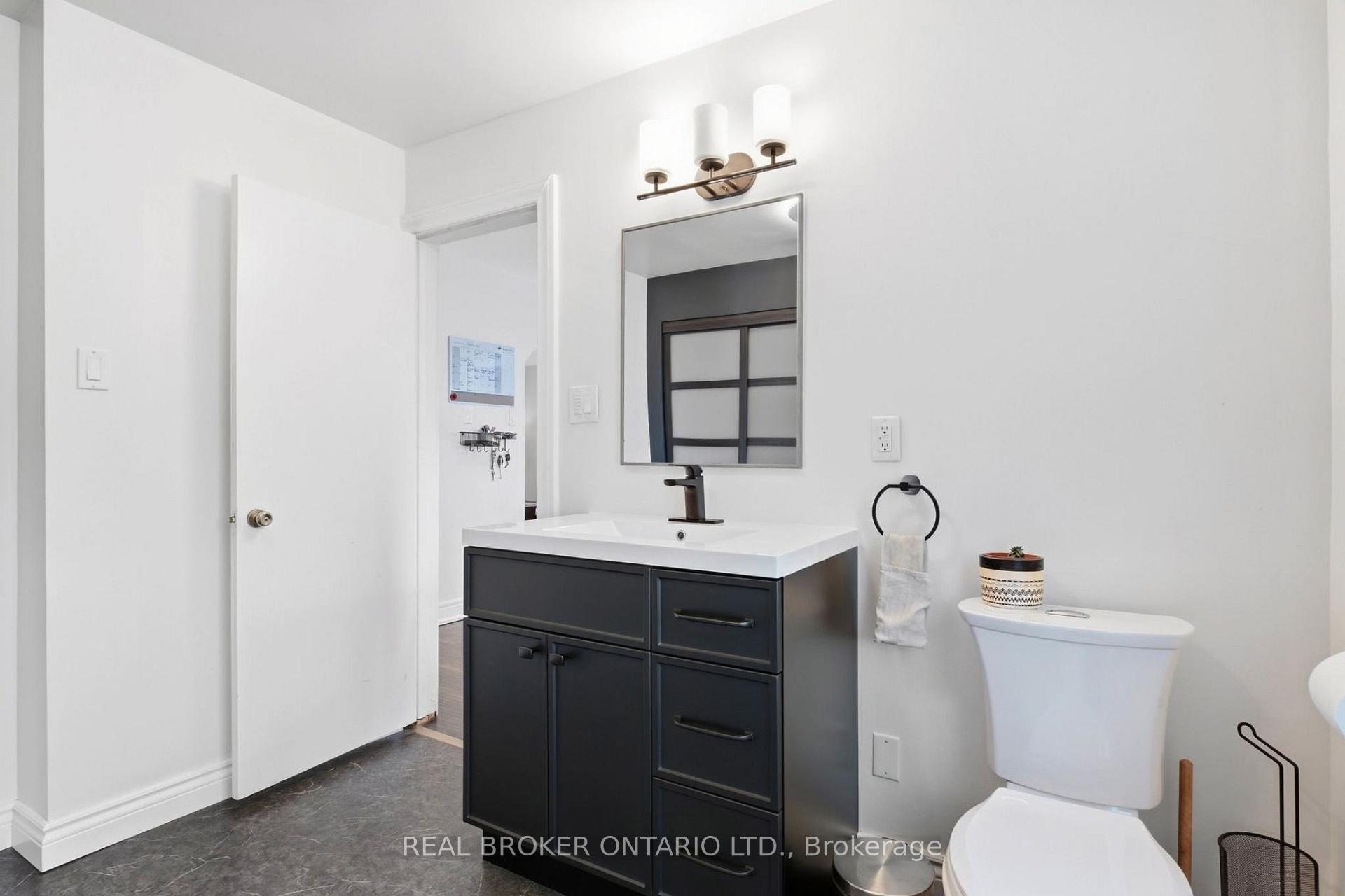Photo 21 of 363 Lawrence Avenue, Kitchener, Cherry Hill — HOMEH