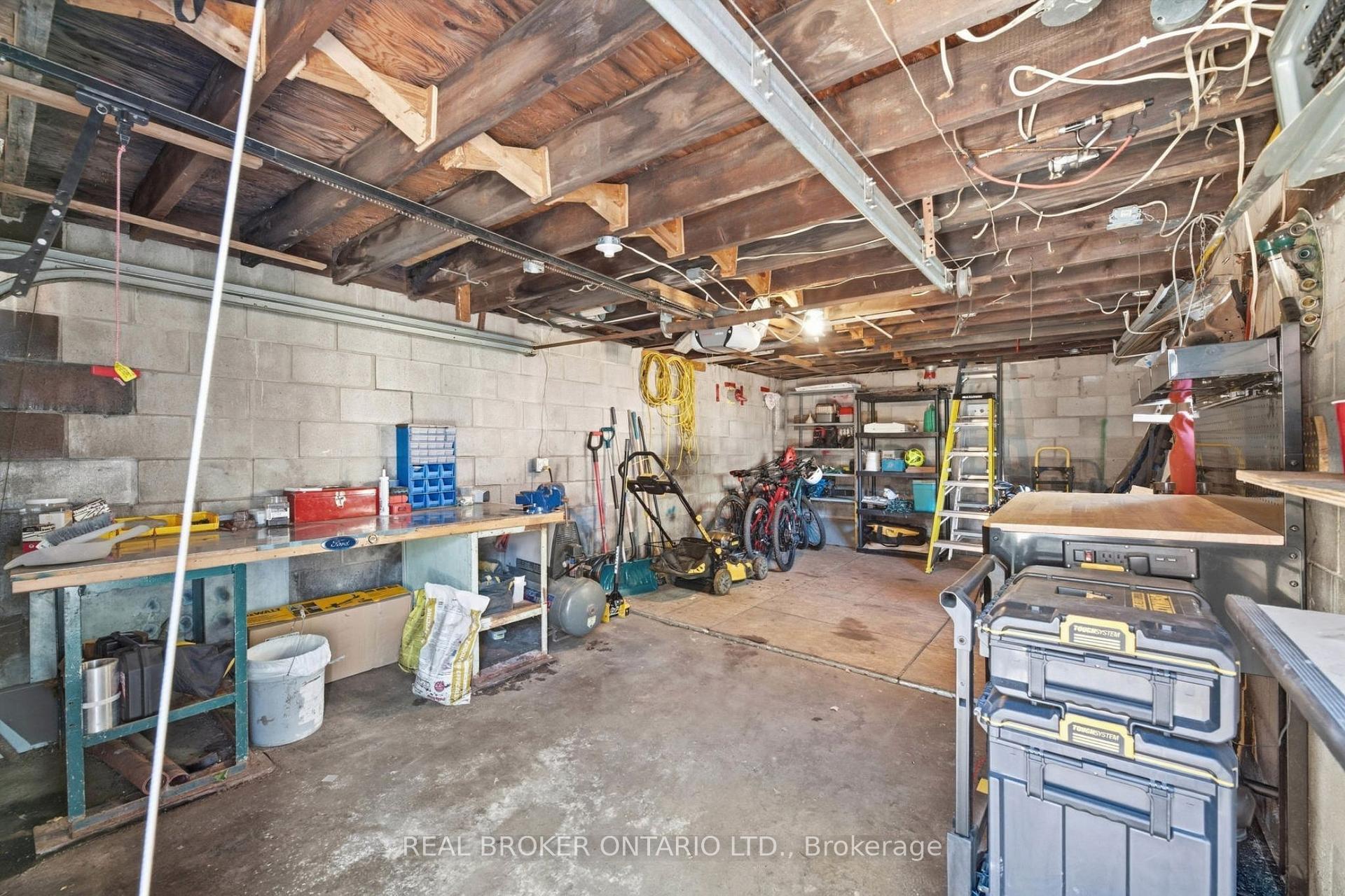 Photo 31 of 363 Lawrence Avenue, Kitchener, Cherry Hill — HOMEH