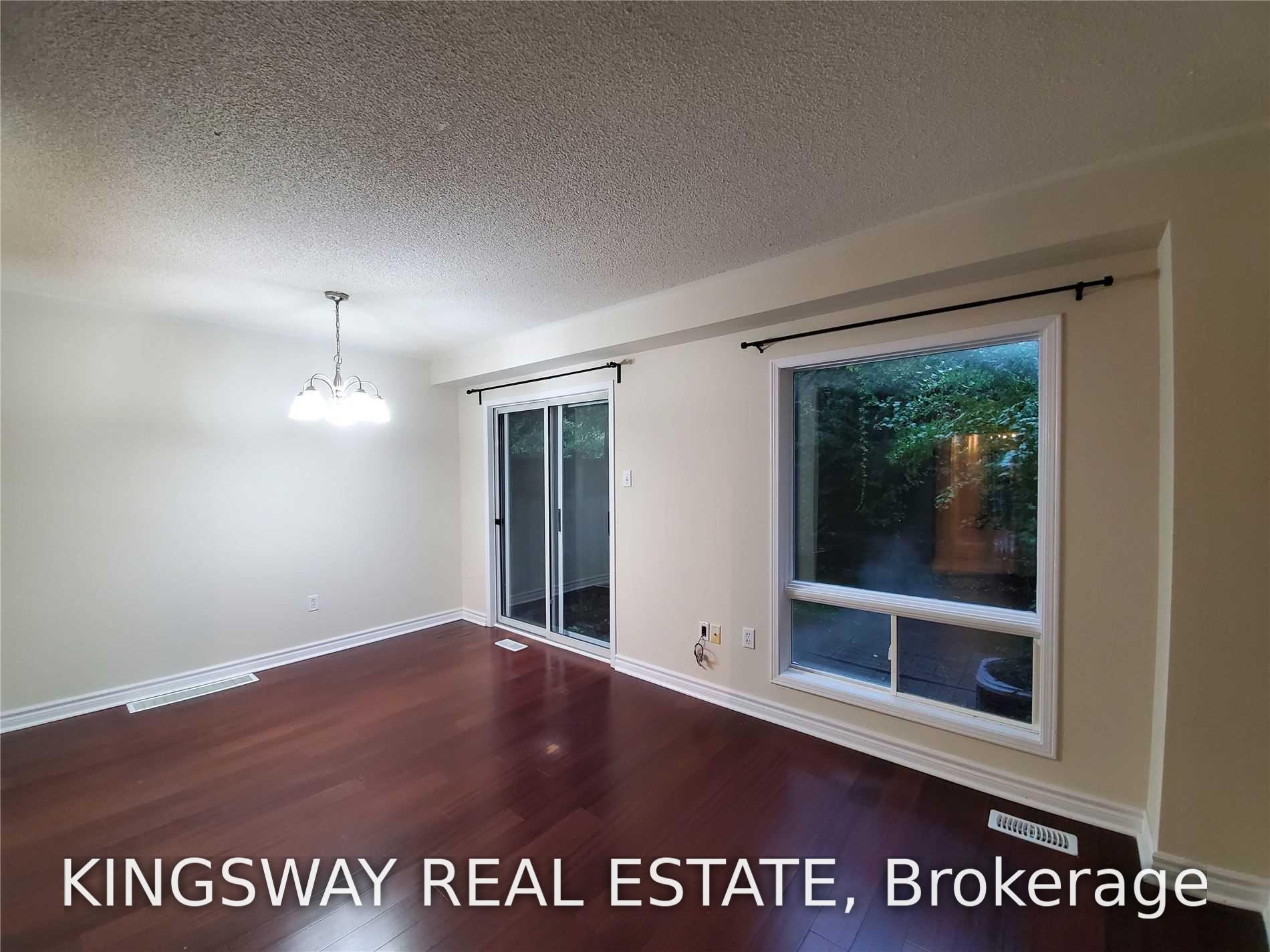 Photo 4 of Unit 46, 2955 Thomas Street, Mississauga, Central Erin Mills — HOMEH