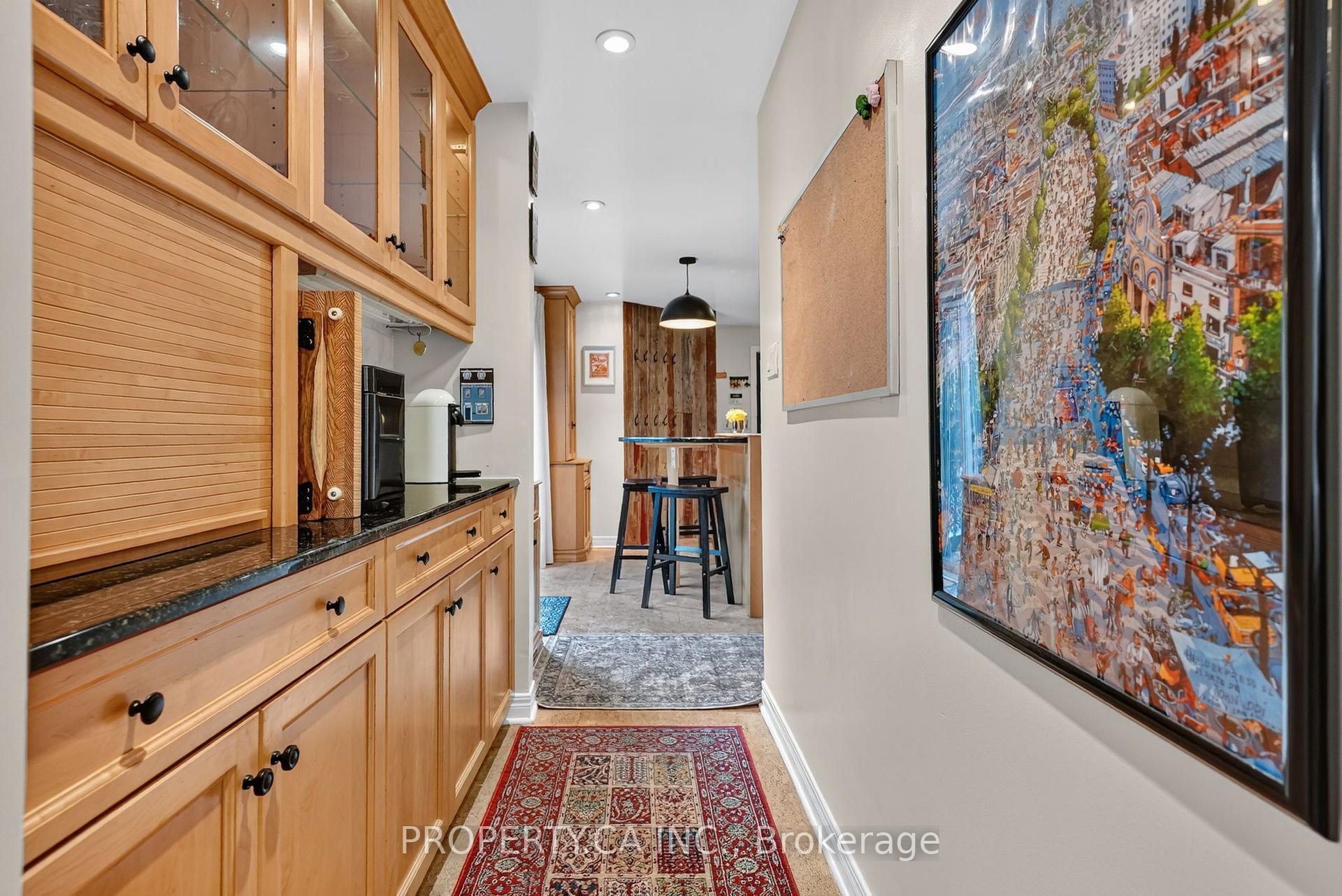 Photo 13 of 22 Northview Road, Ottawa, City View/Skyline/Fisher Heights/Parkwood Hills — HOMEH