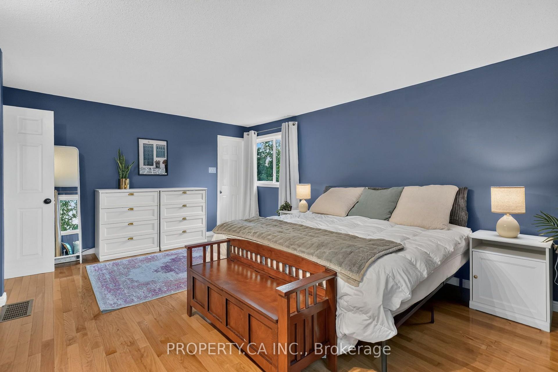 Photo 20 of 22 Northview Road, Ottawa, City View/Skyline/Fisher Heights/Parkwood Hills — HOMEH