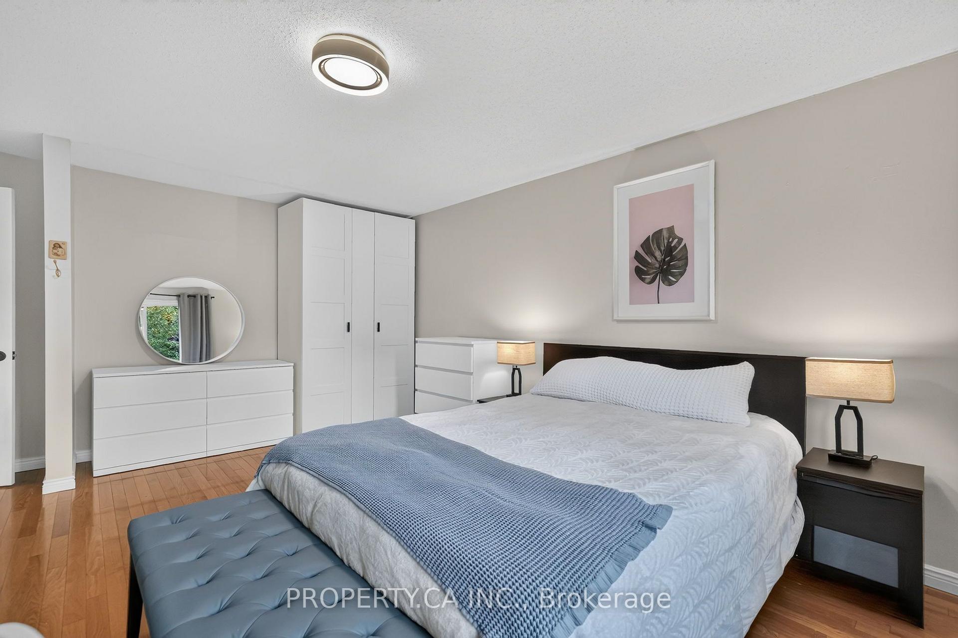 Photo 24 of 22 Northview Road, Ottawa, City View/Skyline/Fisher Heights/Parkwood Hills — HOMEH