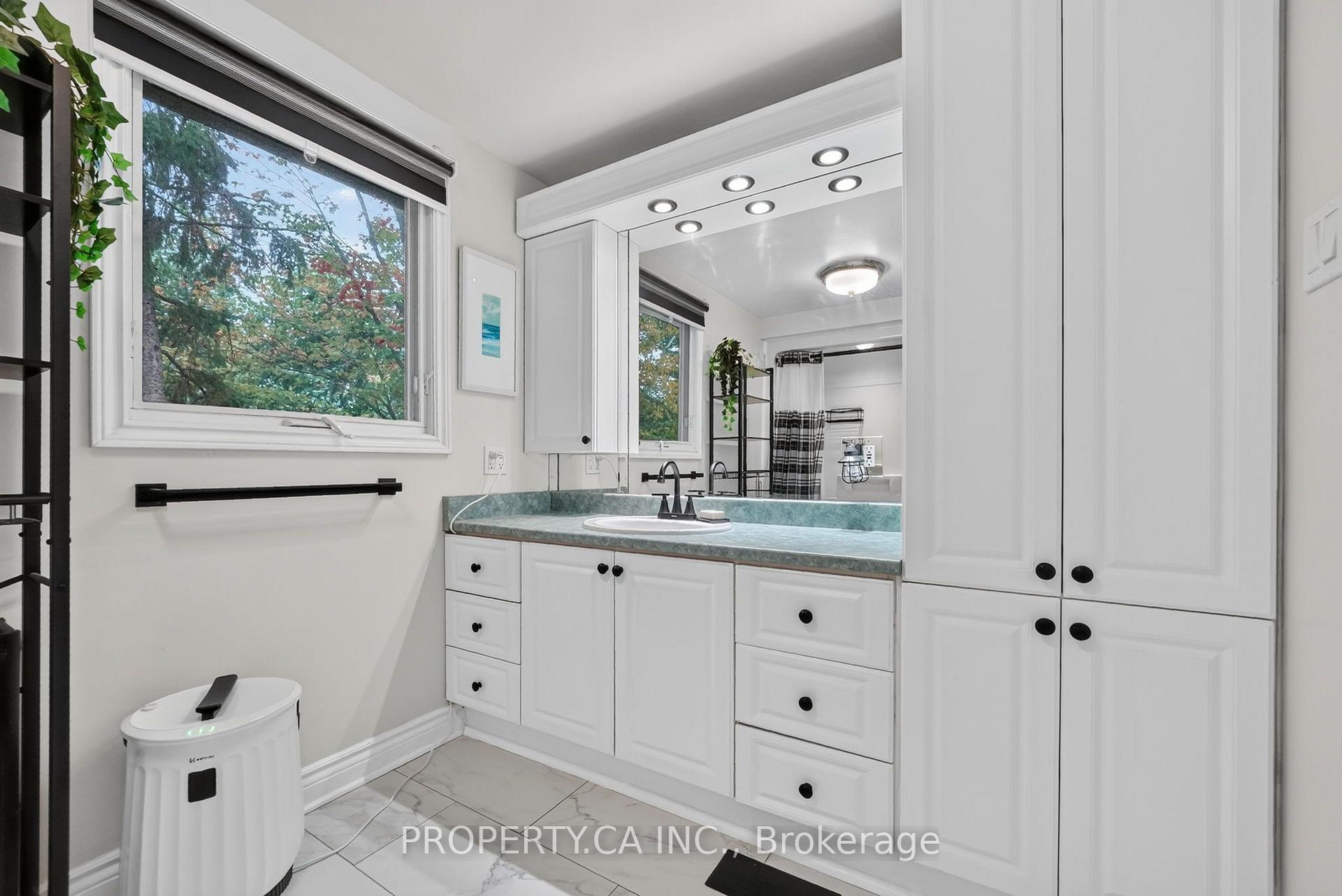 Photo 27 of 22 Northview Road, Ottawa, City View/Skyline/Fisher Heights/Parkwood Hills — HOMEH