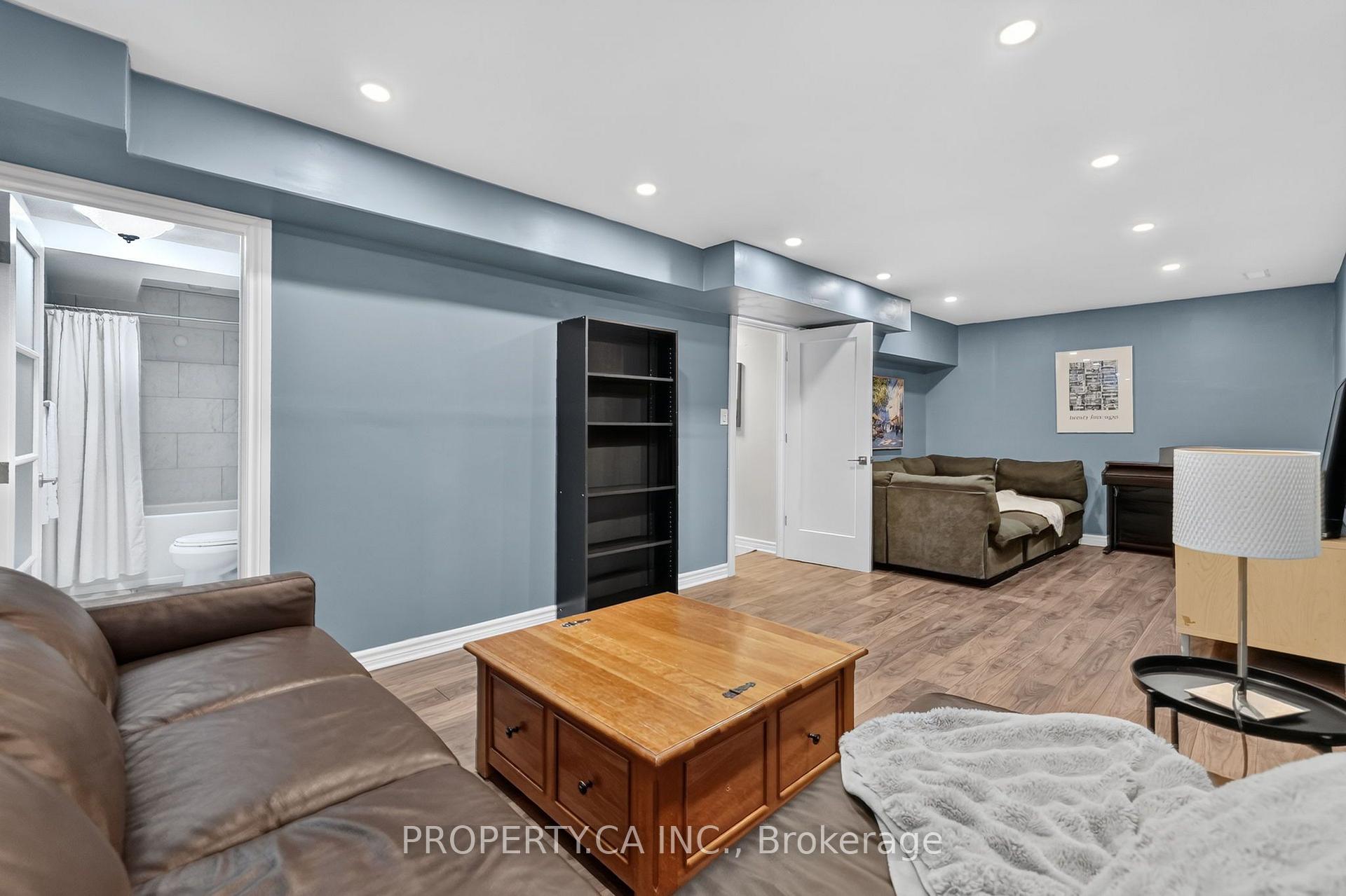 Photo 31 of 22 Northview Road, Ottawa, City View/Skyline/Fisher Heights/Parkwood Hills — HOMEH