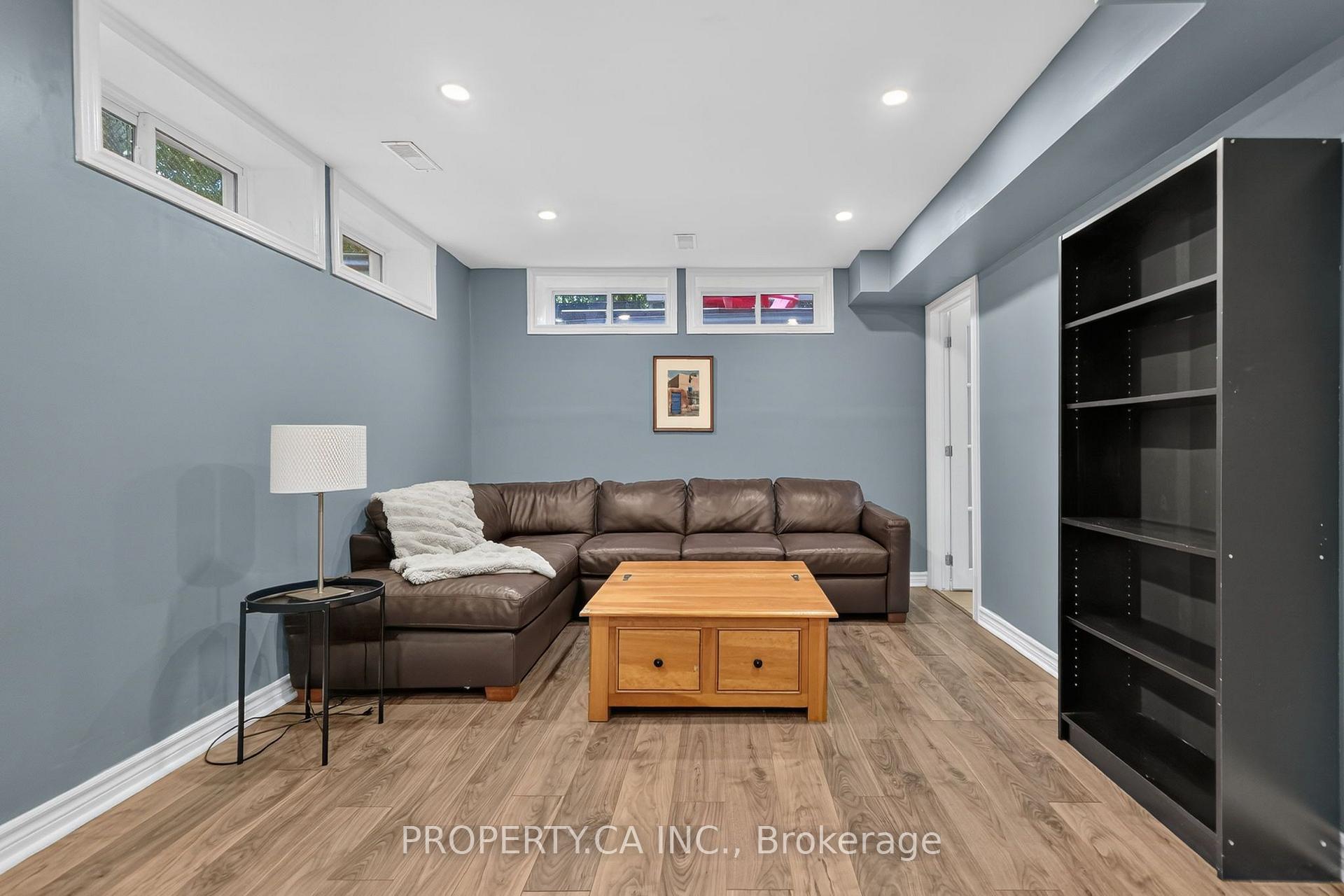 Photo 33 of 22 Northview Road, Ottawa, City View/Skyline/Fisher Heights/Parkwood Hills — HOMEH