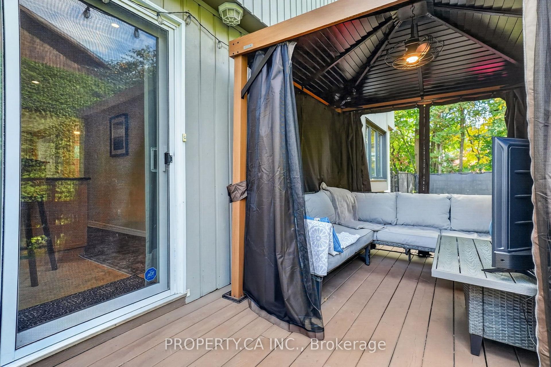 Photo 37 of 22 Northview Road, Ottawa, City View/Skyline/Fisher Heights/Parkwood Hills — HOMEH