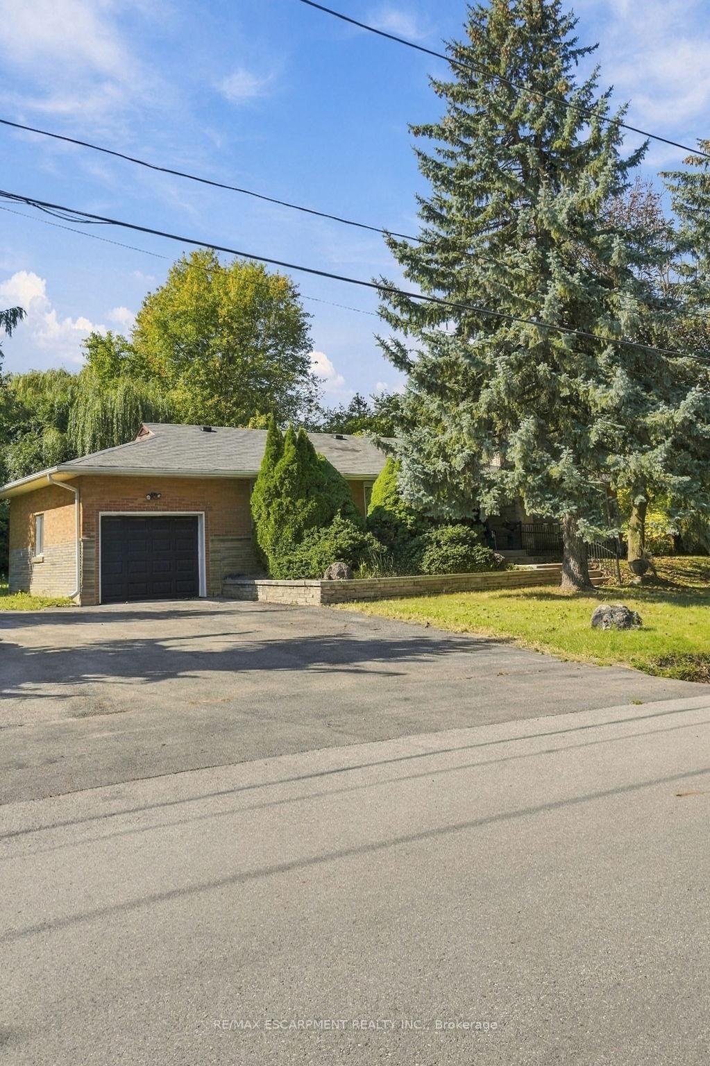 Photo of 904 Montgomery Drive