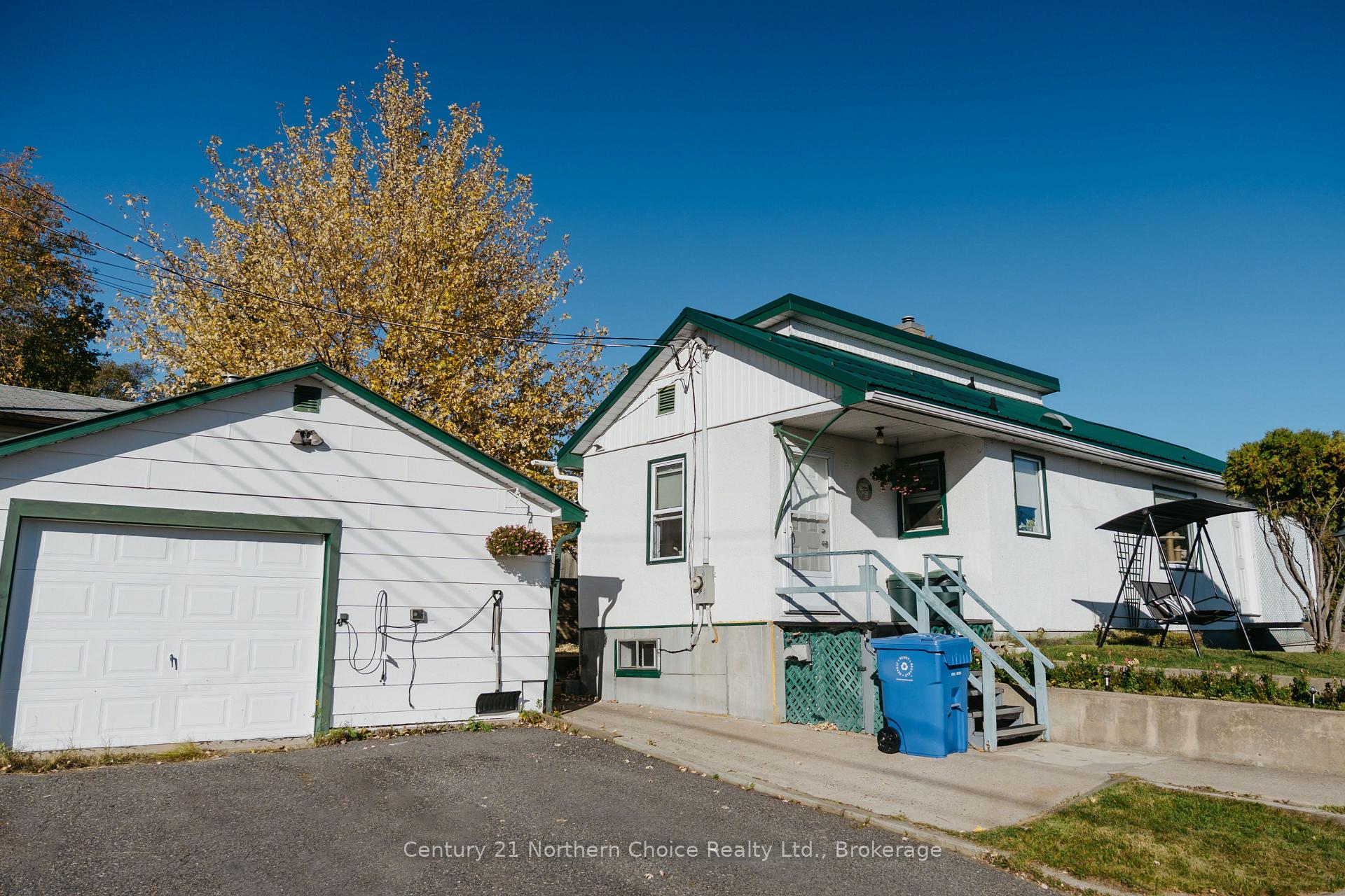 Photo 3 of 100 Regina Avenue, Kenora, Ride Out — HOMEH