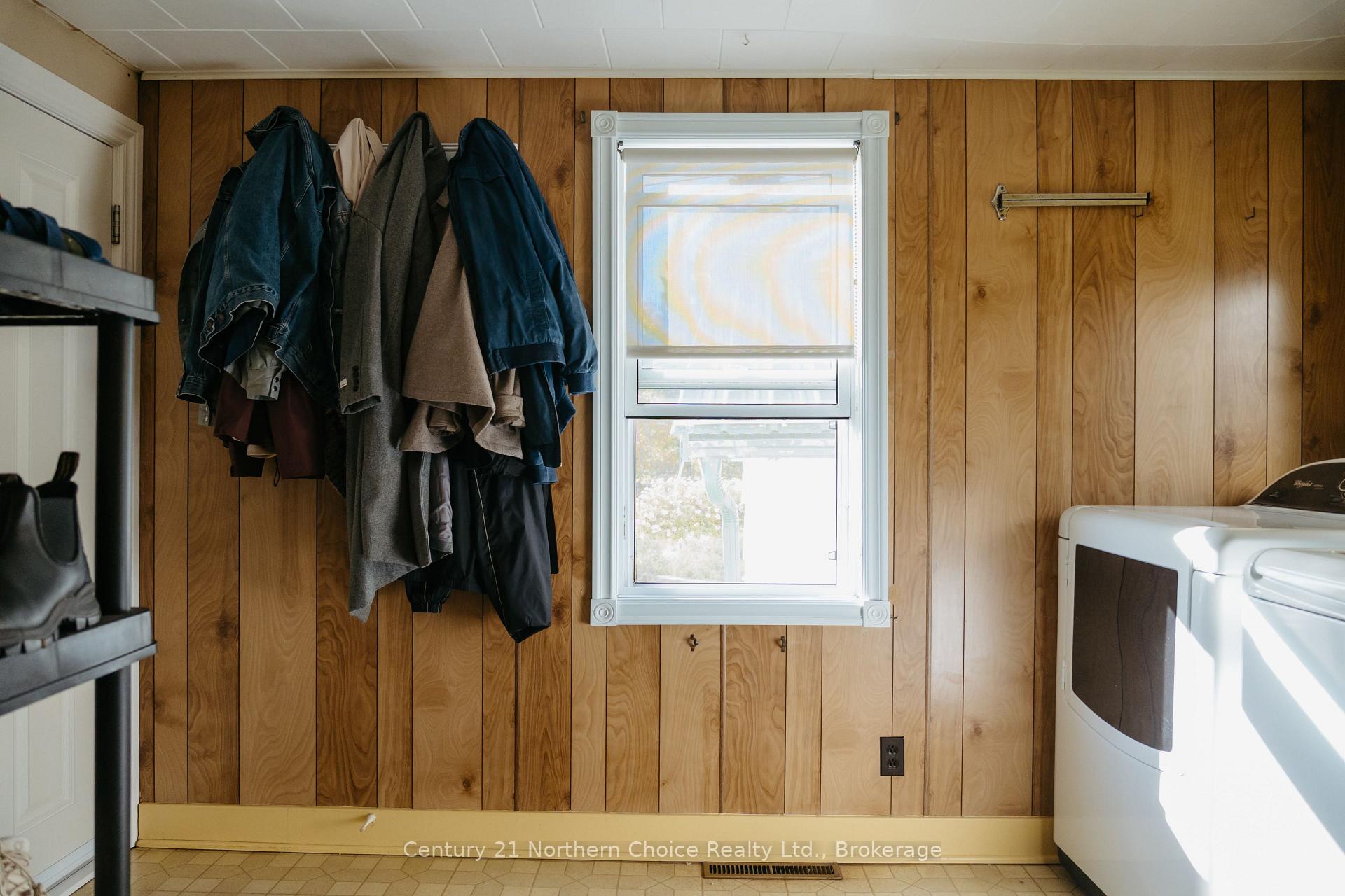 Photo 7 of 100 Regina Avenue, Kenora, Ride Out — HOMEH