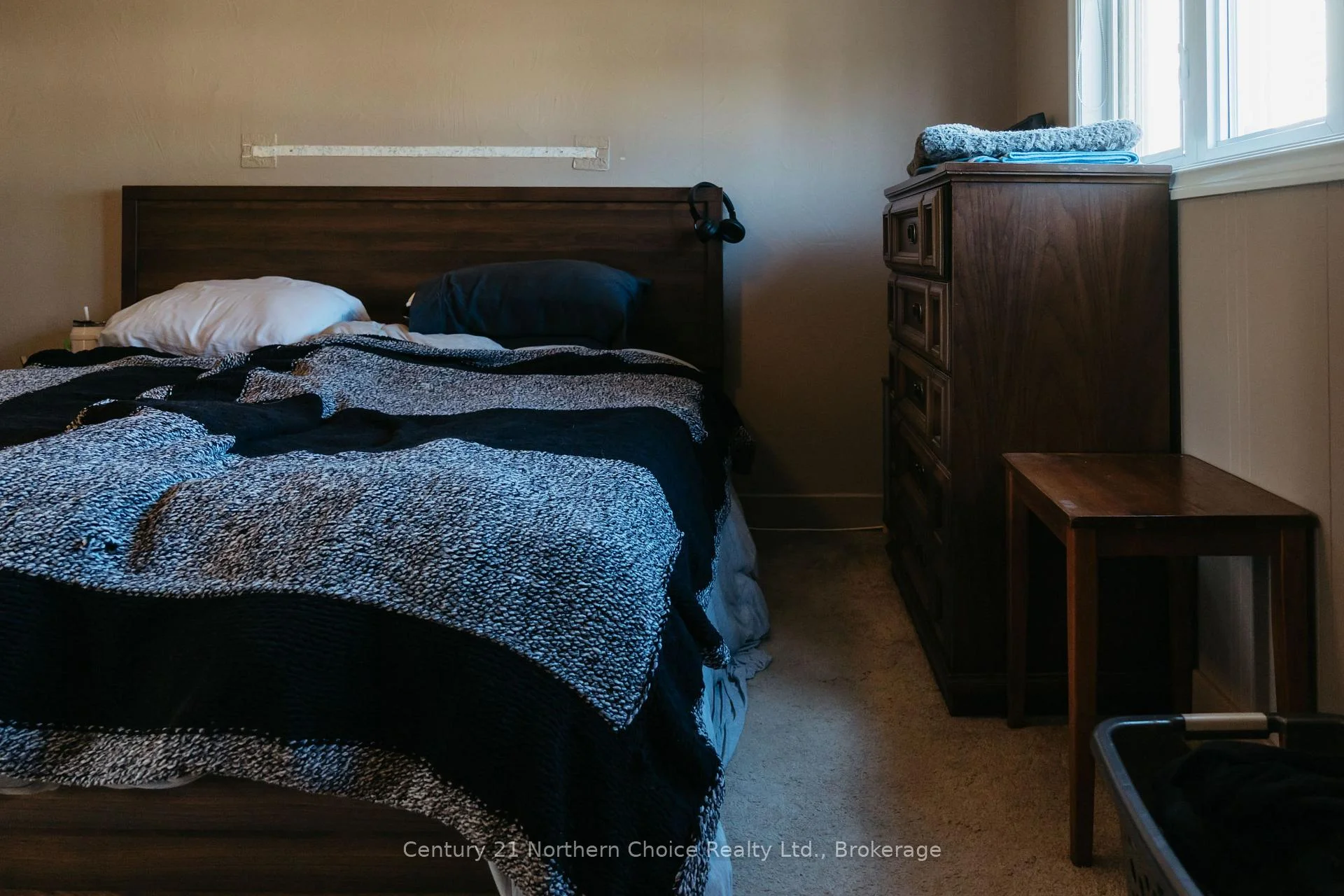 Photo 33 of 100 Regina Avenue, Kenora, Ride Out — HOMEH