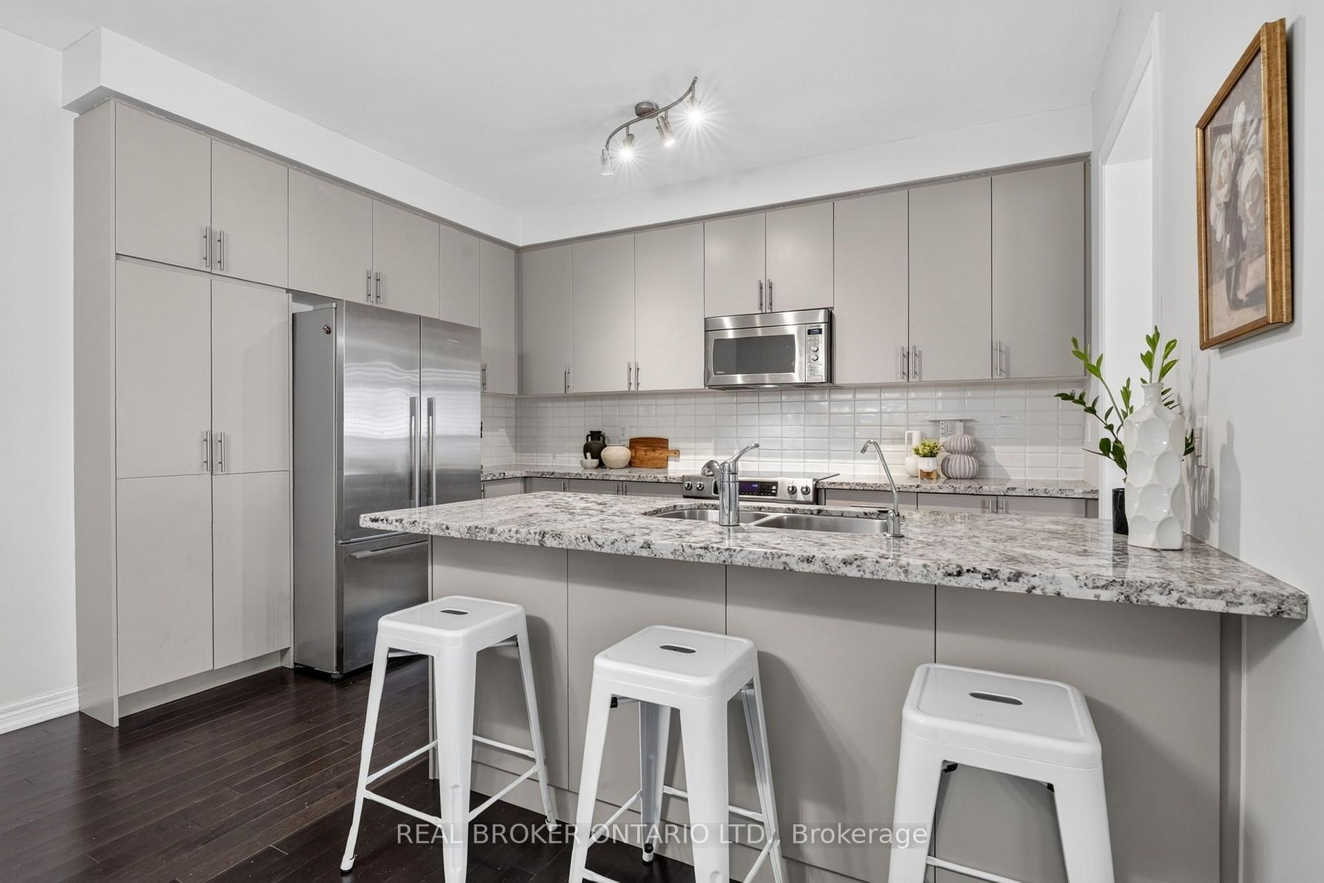 Photo 17 of 3231 Stoney Crescent, Mississauga, Churchill Meadows — HOMEH