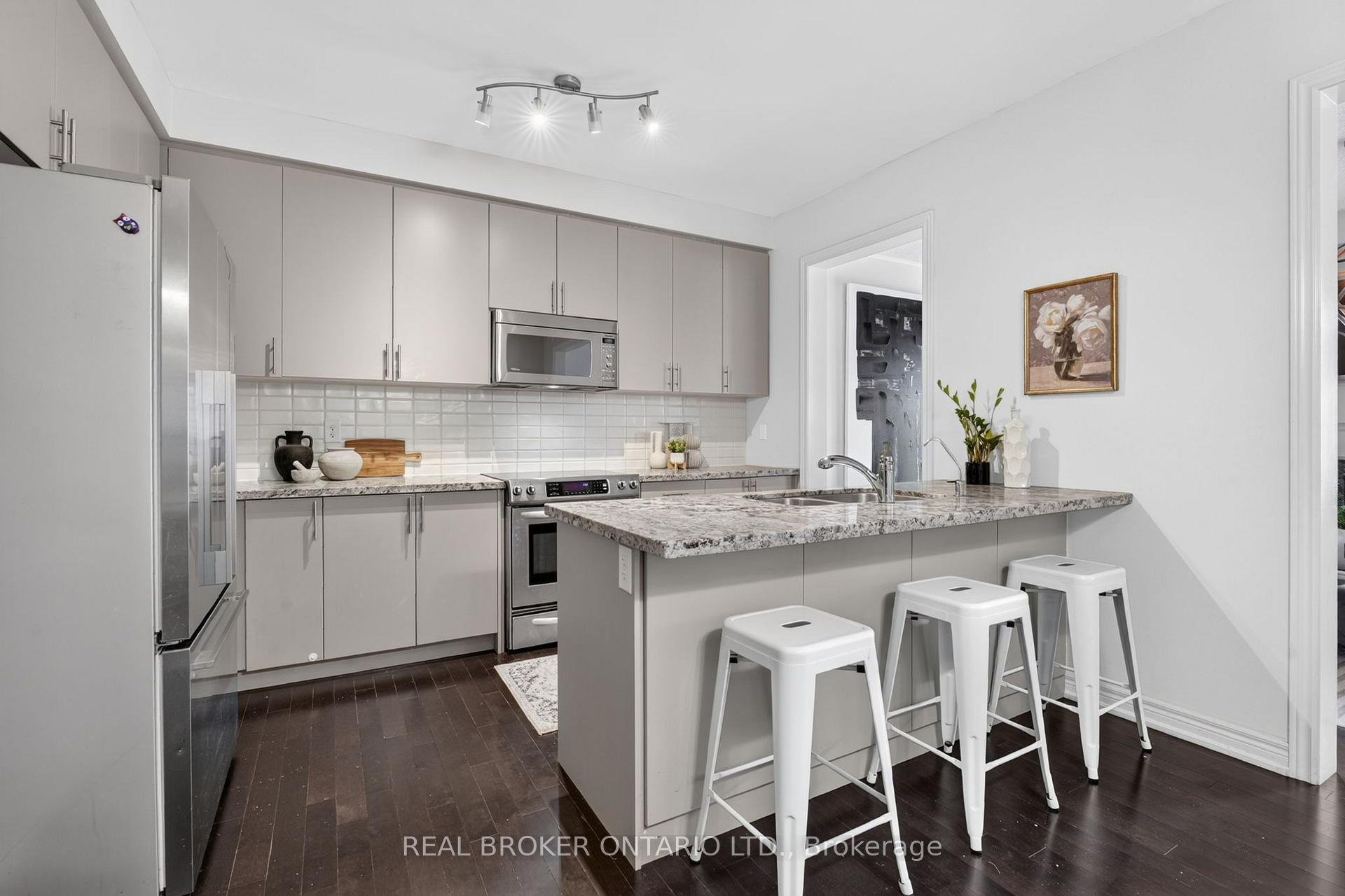 Photo 18 of 3231 Stoney Crescent, Mississauga, Churchill Meadows — HOMEH