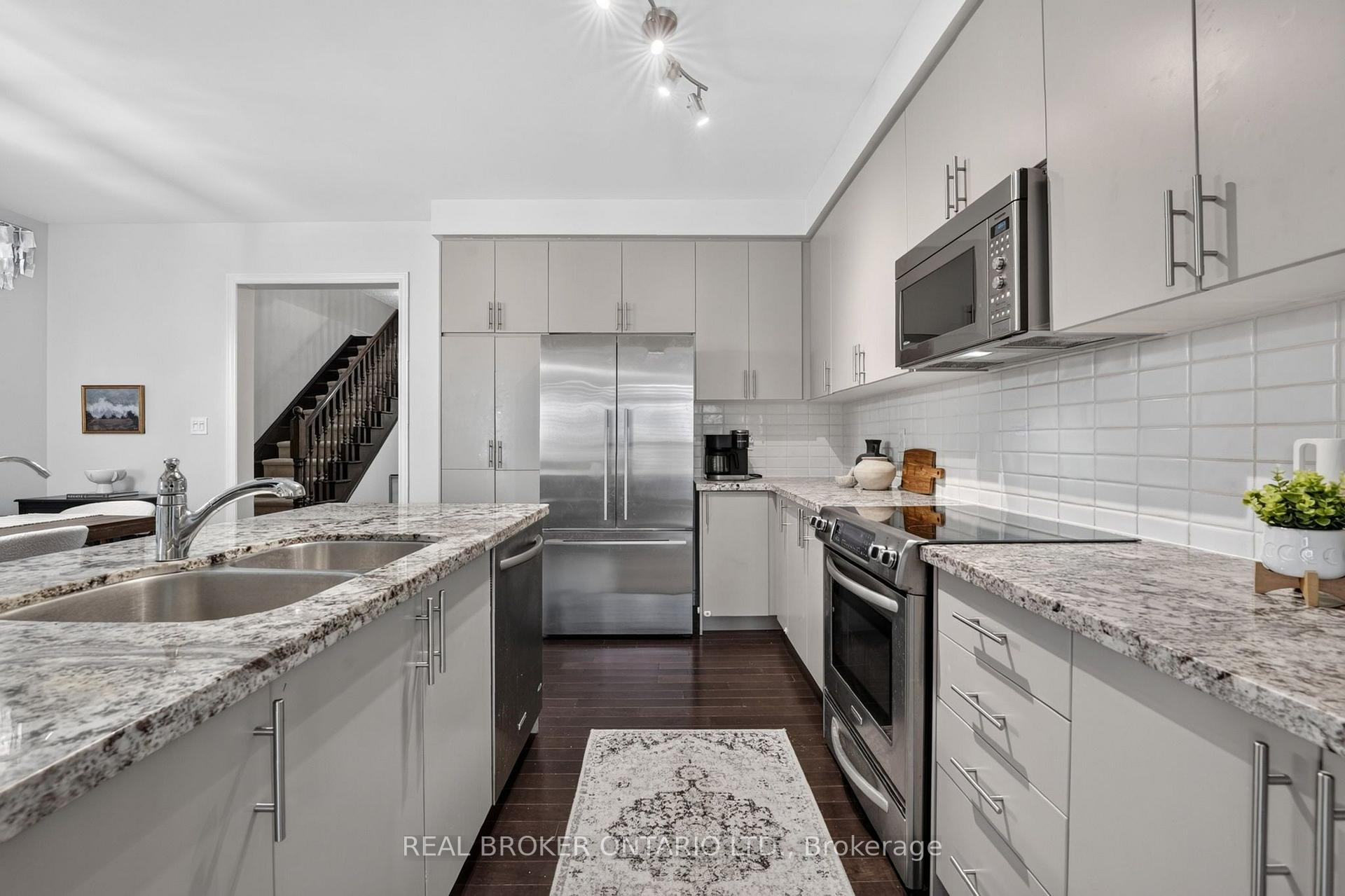 Photo 20 of 3231 Stoney Crescent, Mississauga, Churchill Meadows — HOMEH
