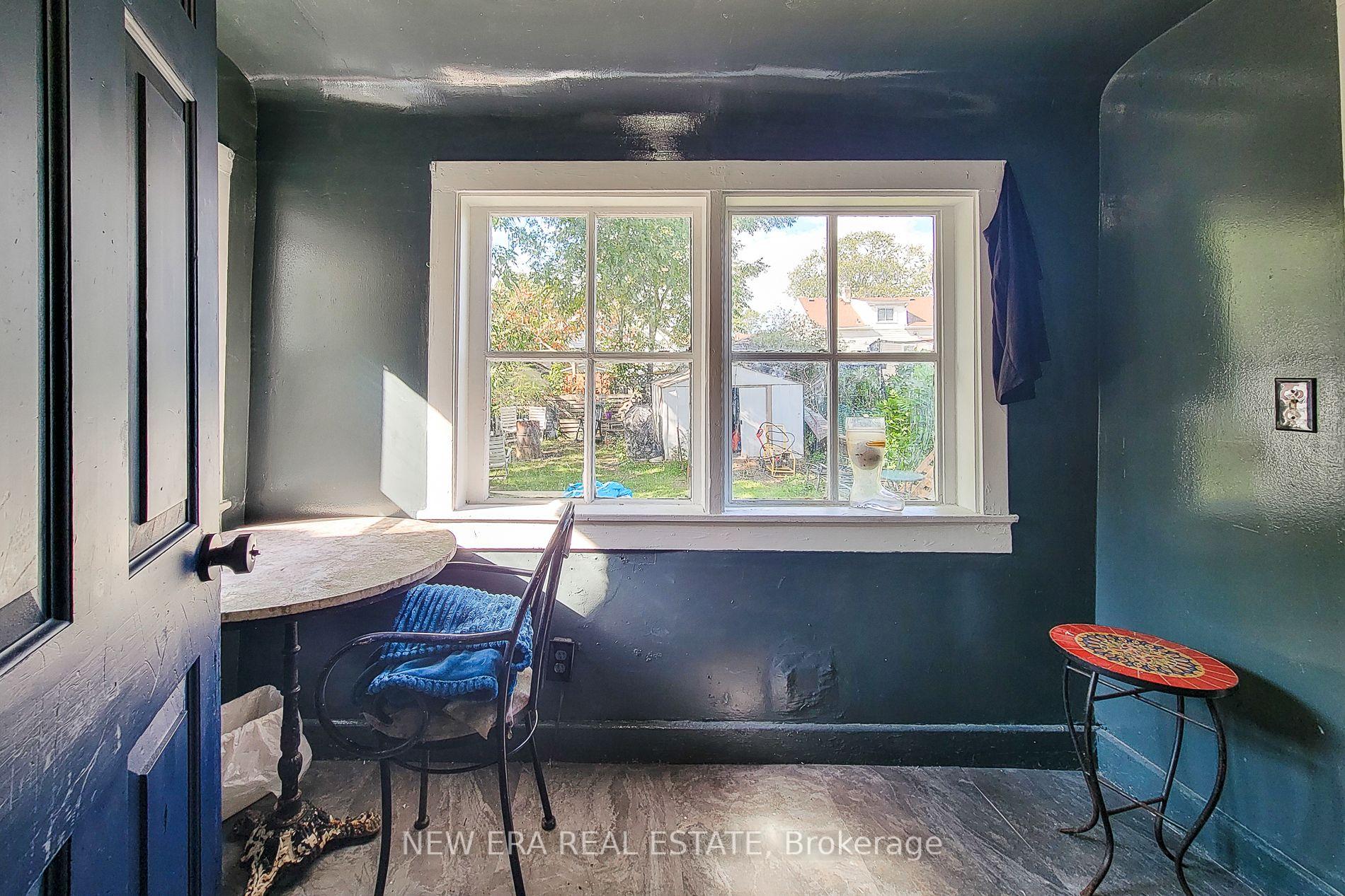Photo 28 of 38 Clifford Avenue, Welland, Broadway — HOMEH